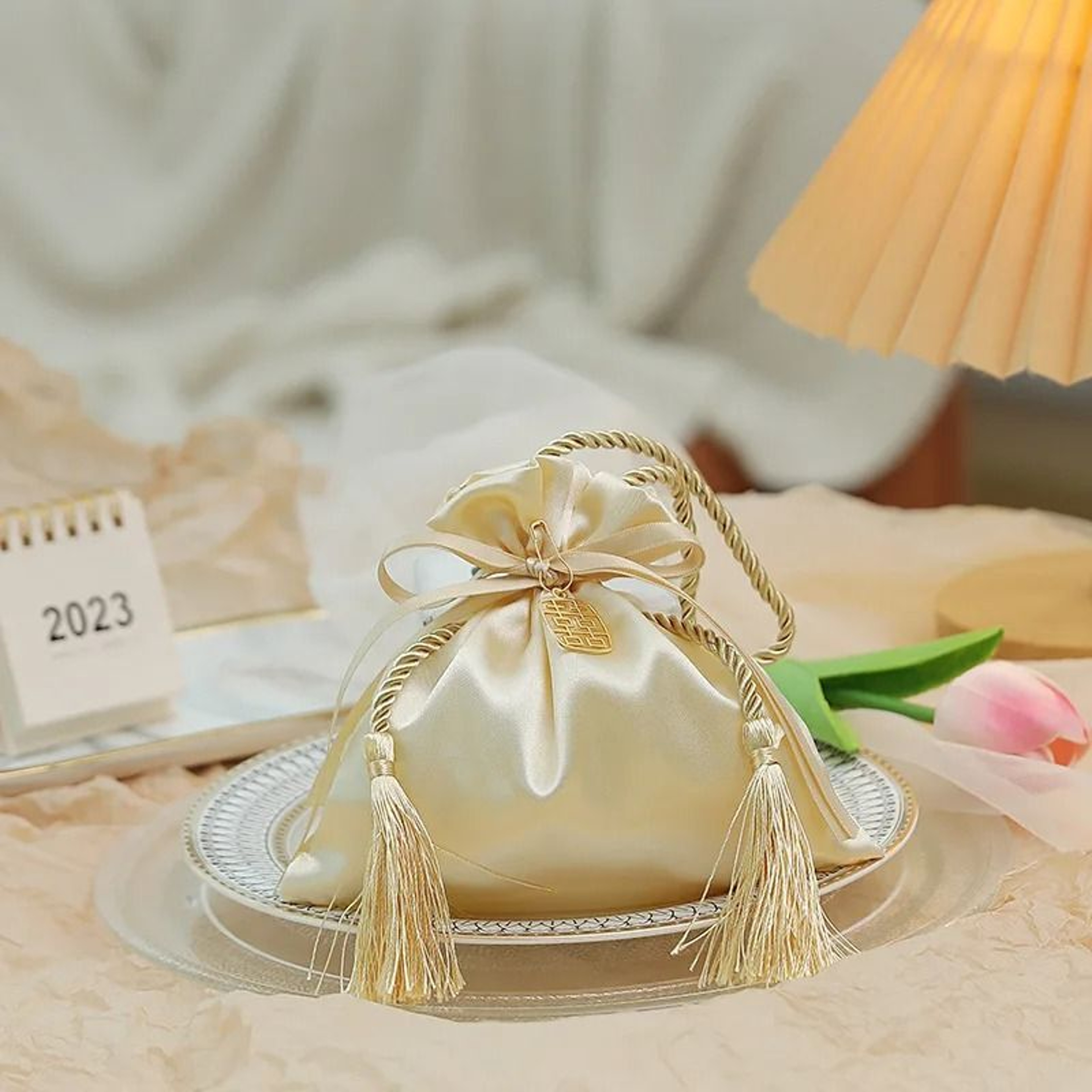 Luxury Pearl Drawstring Velvet Pouch Gift Bag For Jewelry  Wedding Favors 7