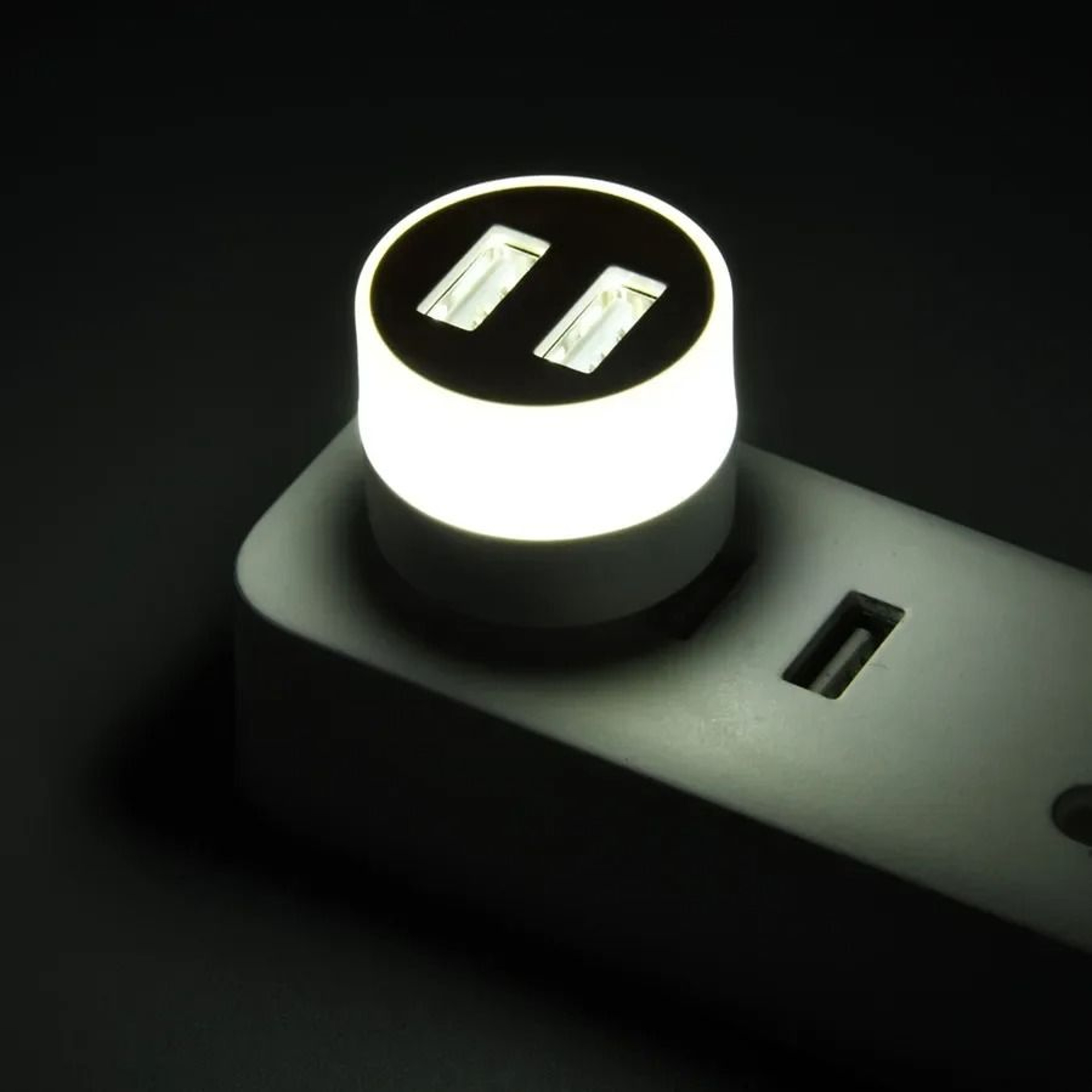 UltraCompact Mini USB LED PlugIn Night Light Portable Reading Lamp For Laptops  Power Banks 7