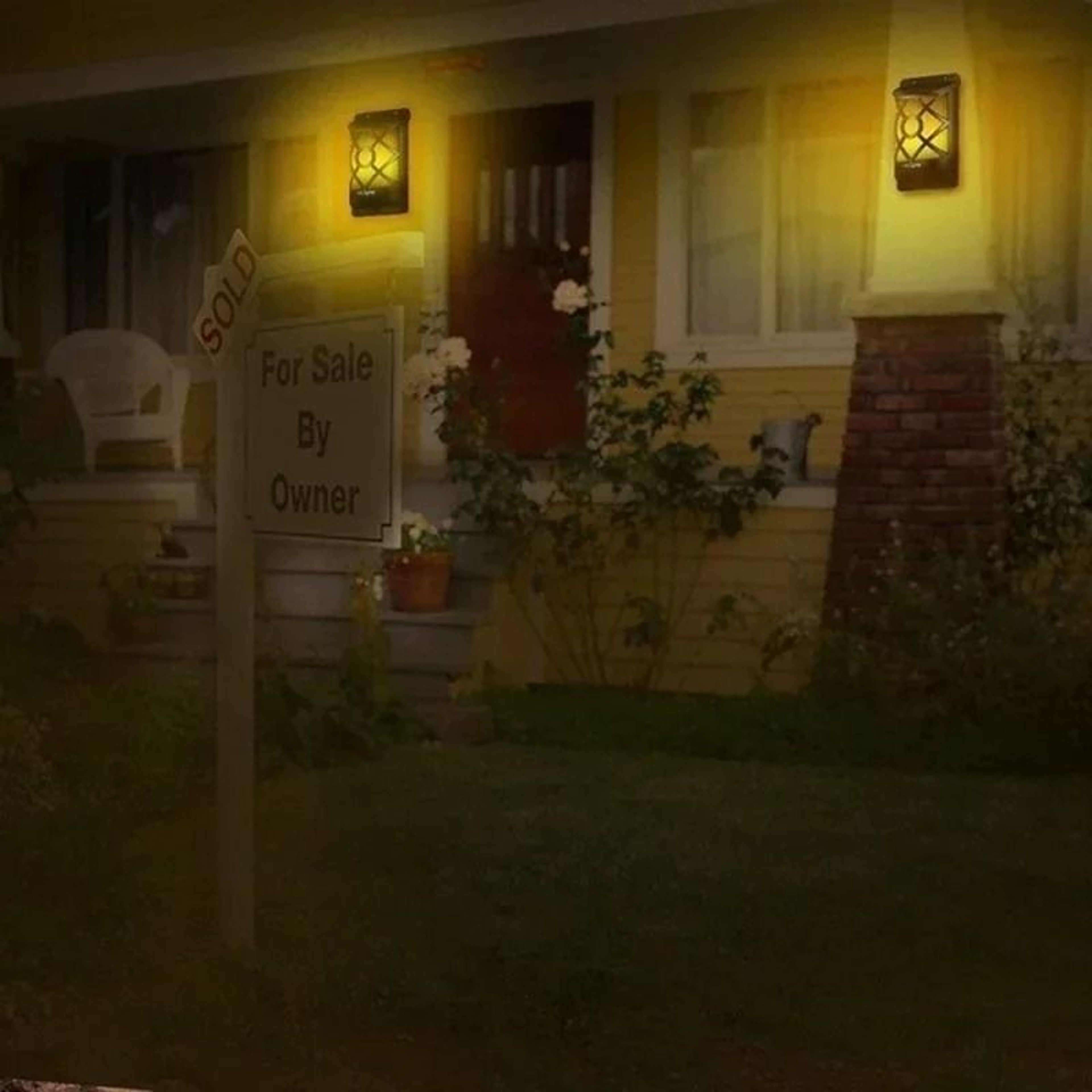 96LED Solar Flame Lights Outdoor Lattice Flickering Wall  Pathway Lamp Decor 2