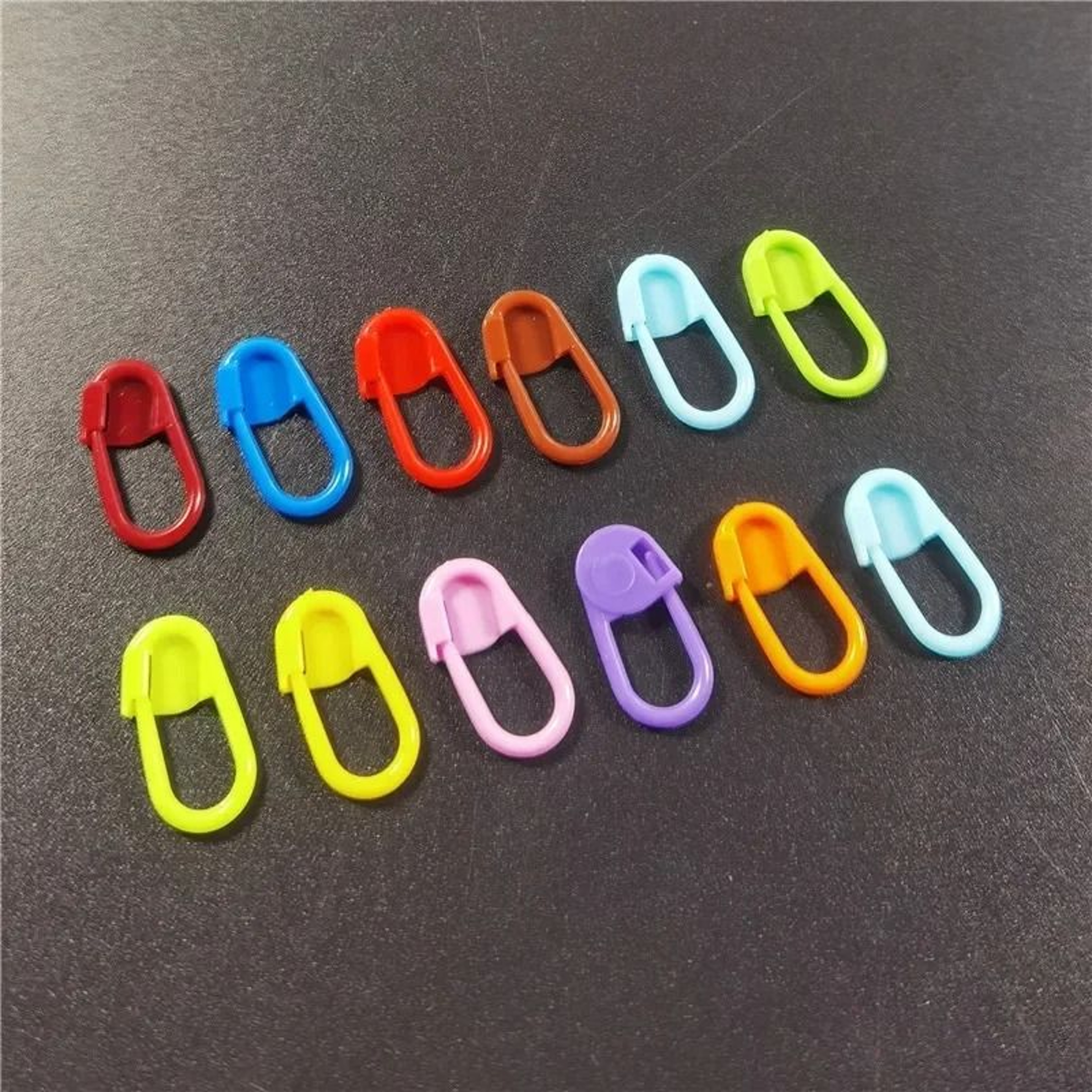 50500 Pack Mixed Color Plastic Locking Stitch Markers For Crochet  Knitting 2