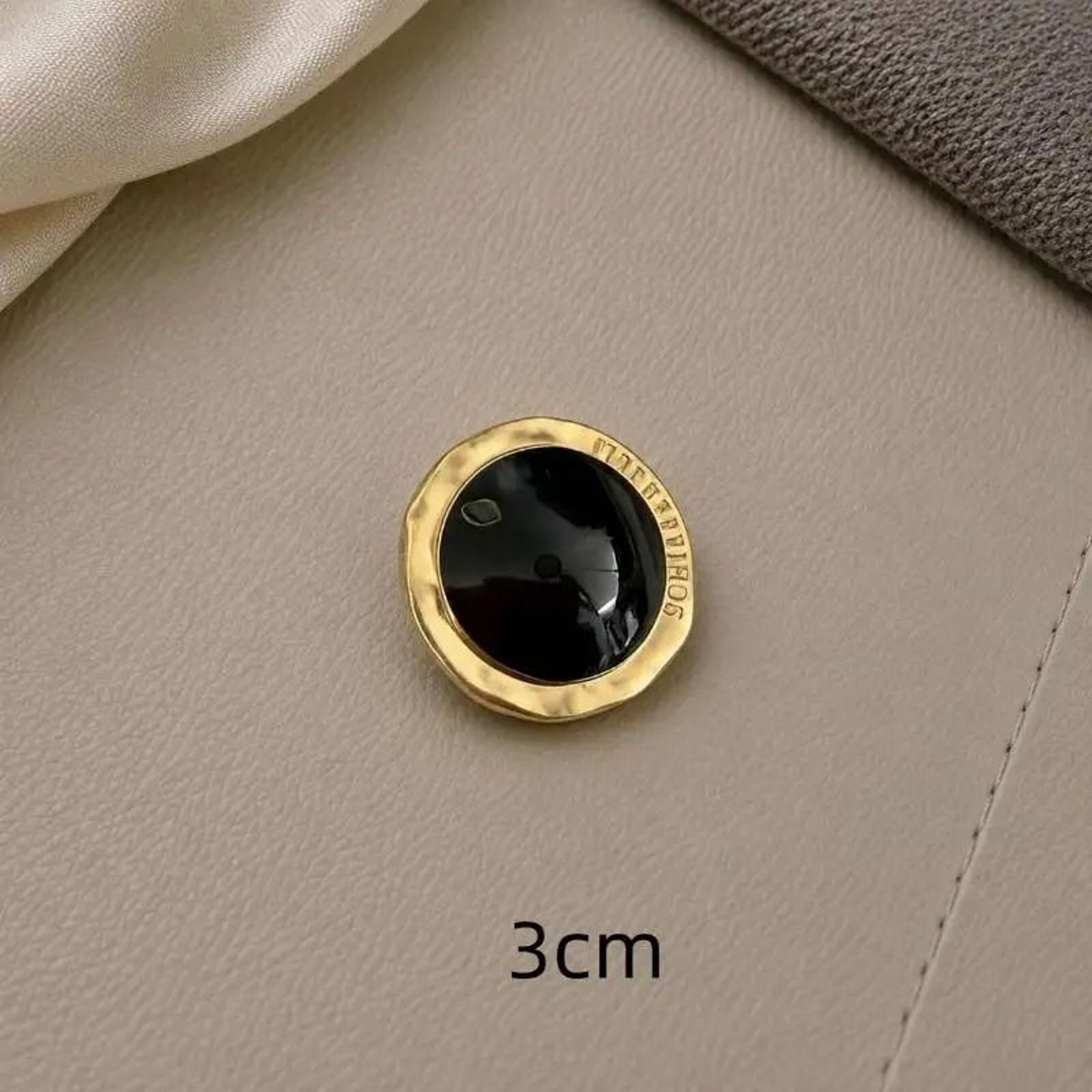 Irregular EyeShaped Decorative Sewing Buttons 18