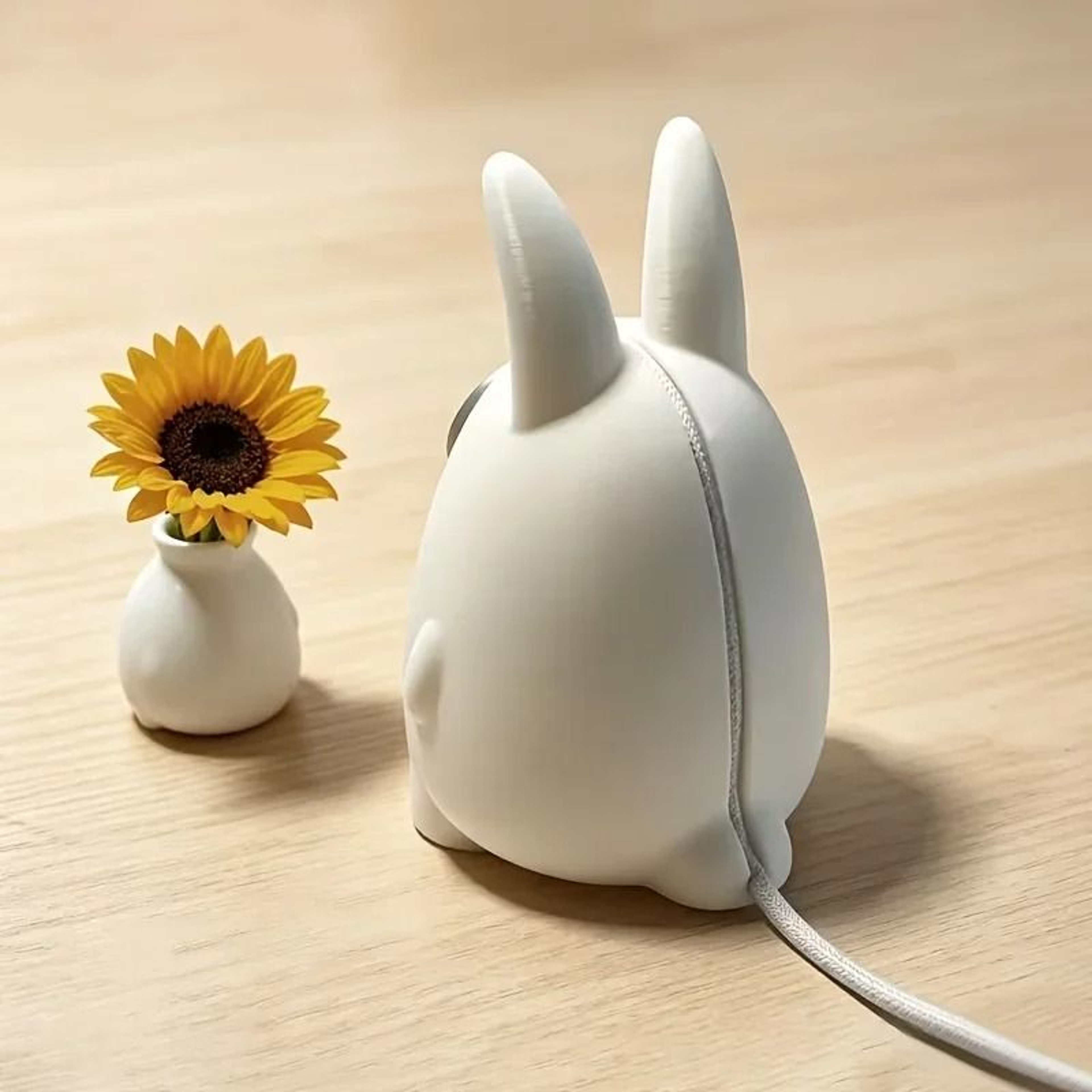 Cute Rabbit Watch Stand  Desk Wireless Charging Dock Holder 3