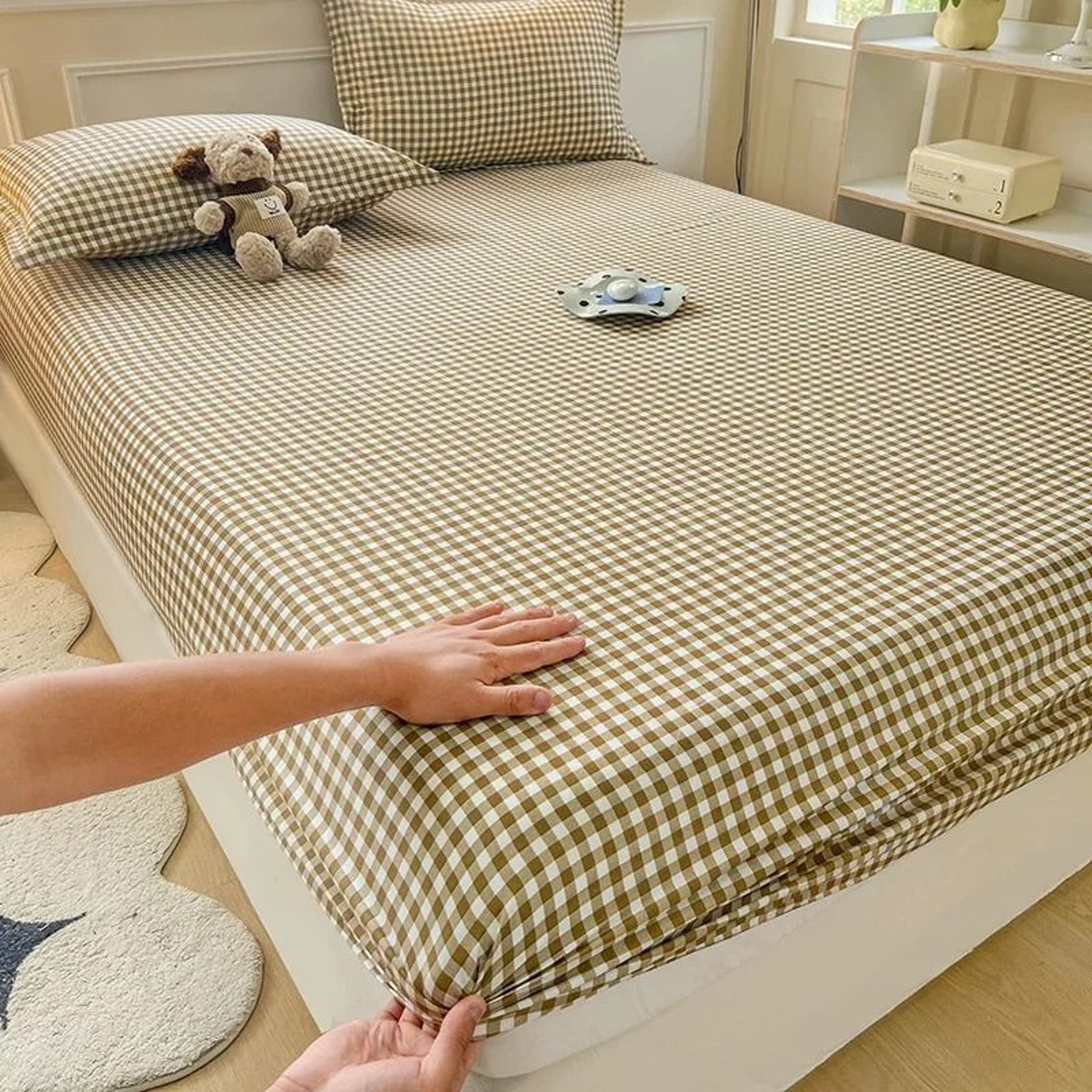 Adjustable NonSlip Fitted Sheet With Elastic Bands Breathable Mattress Cover For Double Queen  King 9