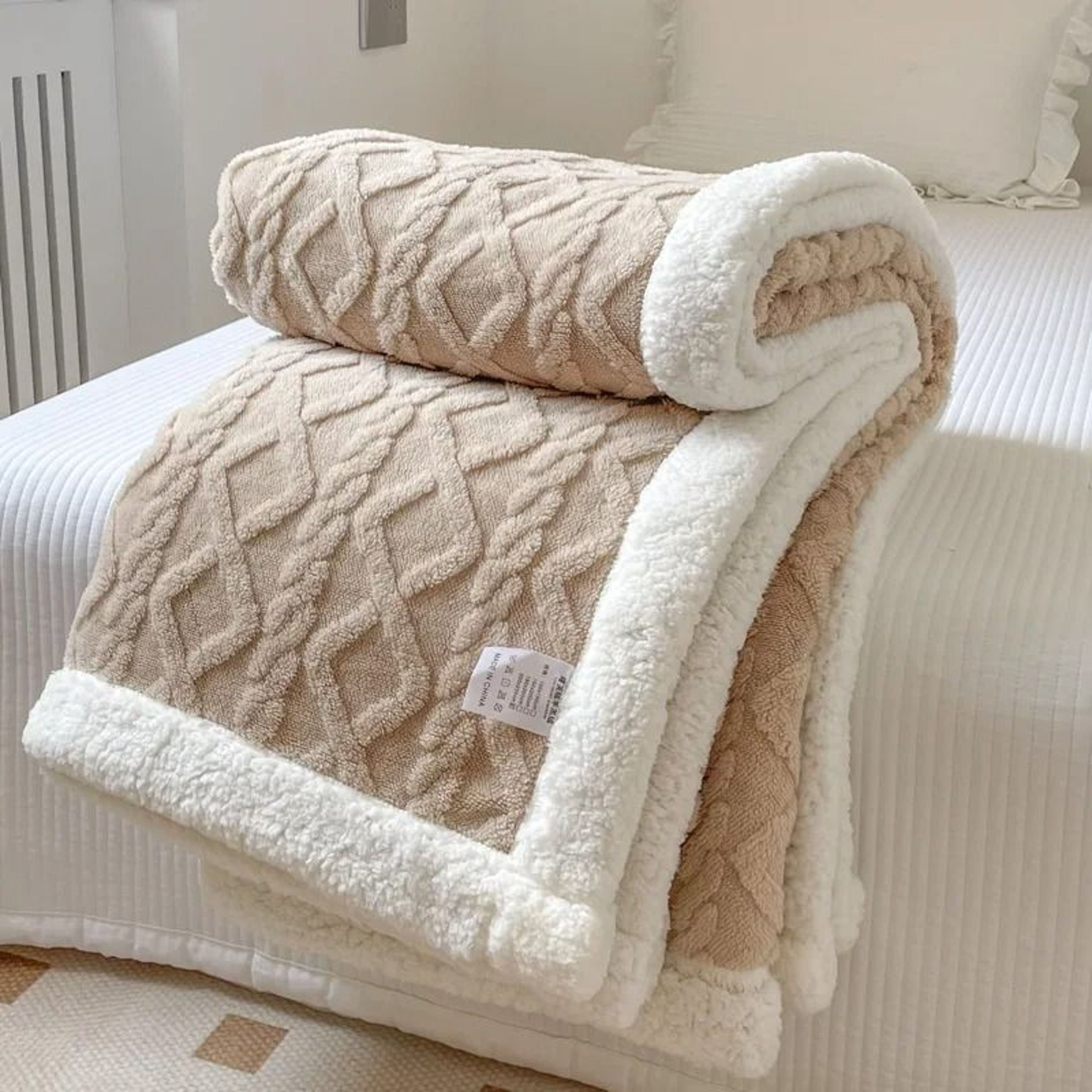Double Layer Thick Warm Fleece Blanket Plush Autumn Winter Comforter For Bed  Sofa 6
