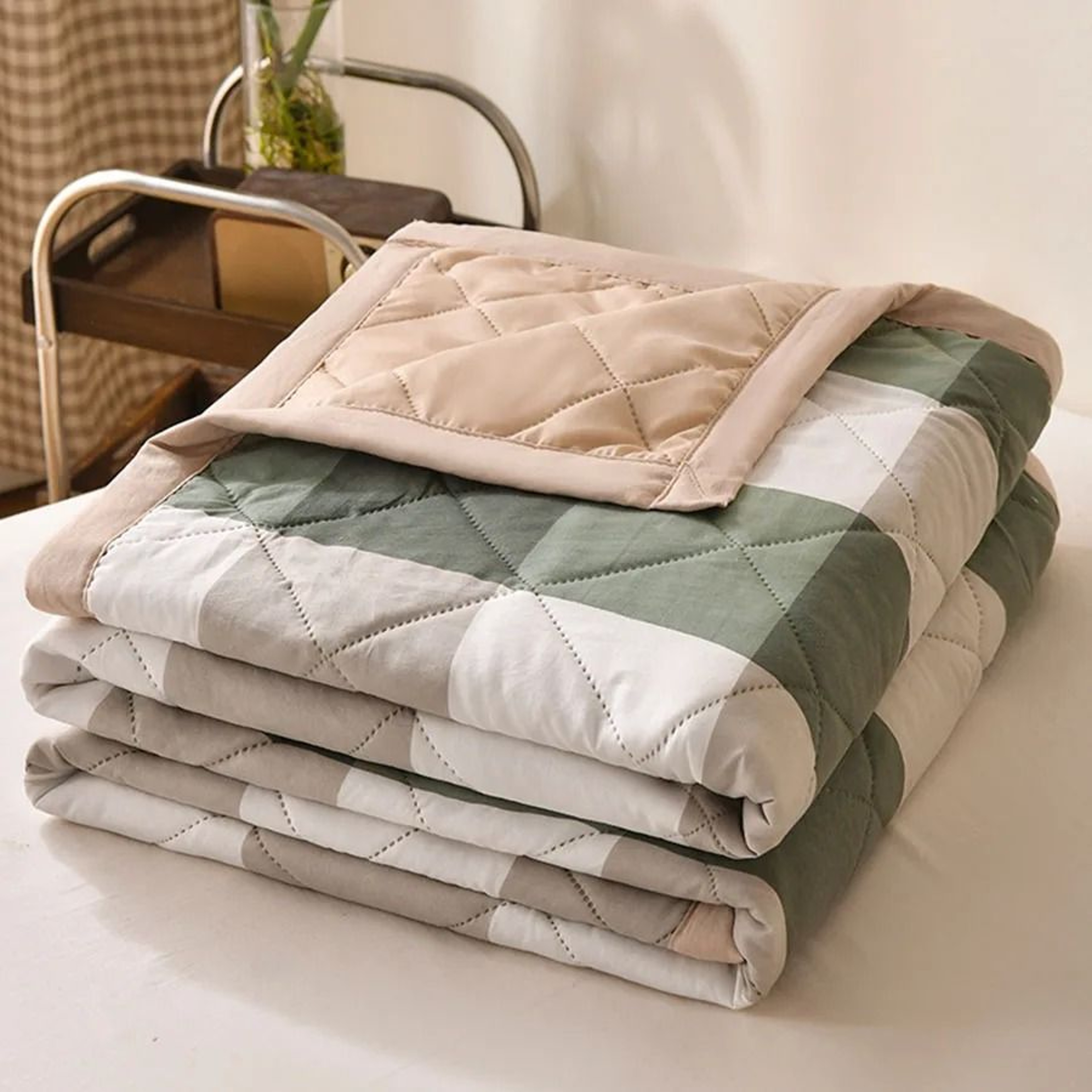 Summer Thin Ultrasonic Quilted Comforter Soft Breathable AirConditioned Four Seasons Quilt 16