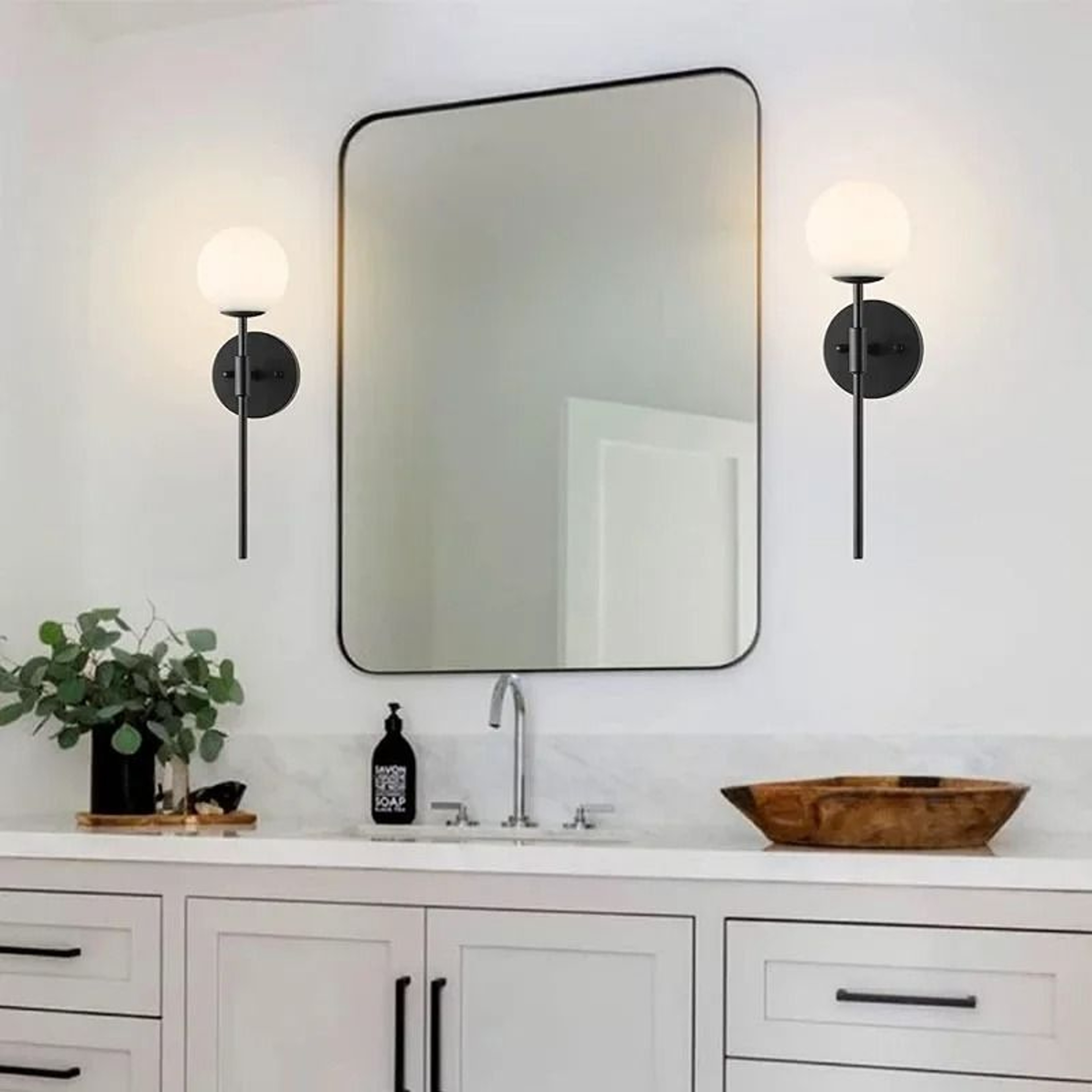 Nordic Creative Metal LED Wall Lamp For Bedroom  Living Room 2