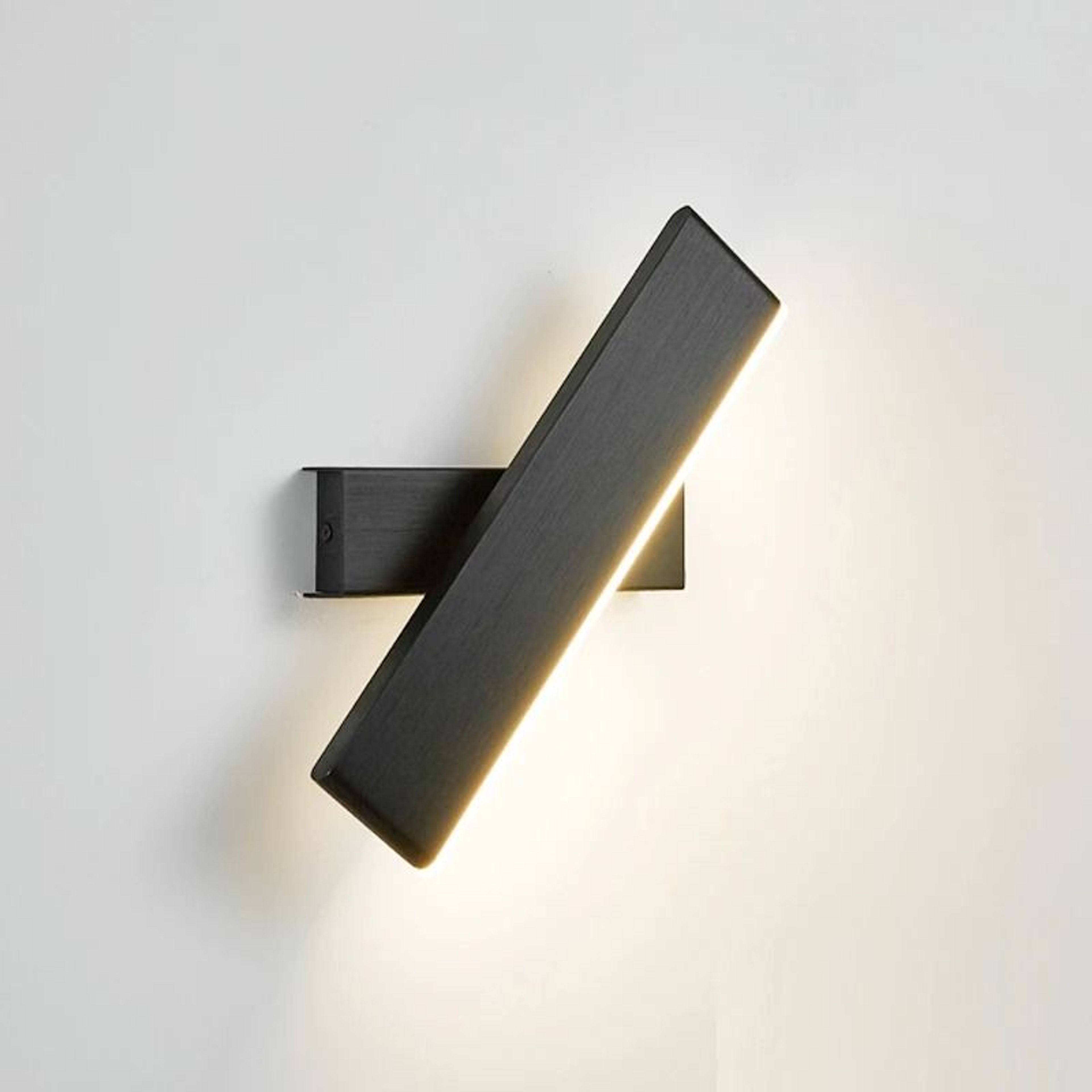 Modern Adjustable Rotating LED Wall Lamp Sconce For Bedroom  Hallway 2