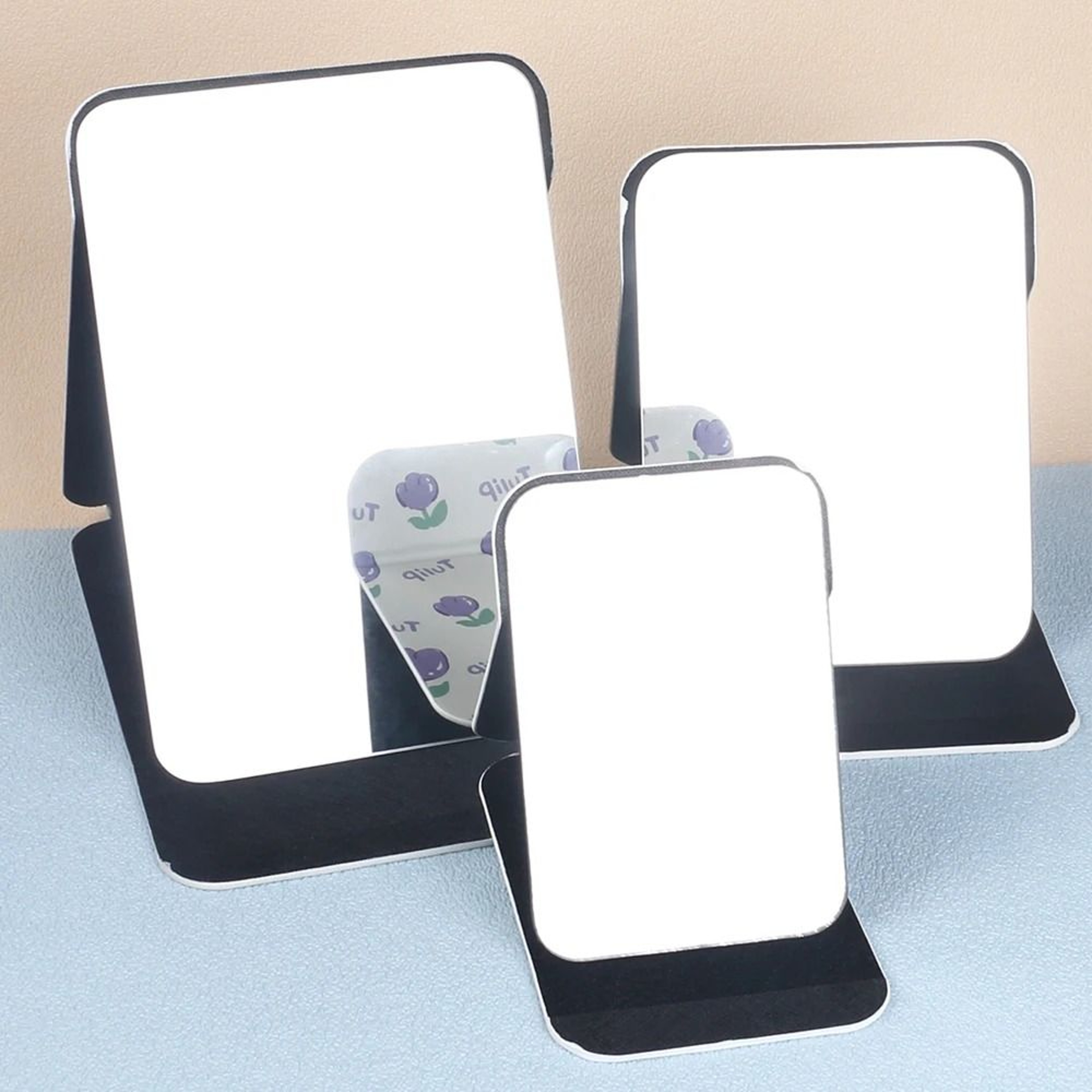 Desktop Foldable PU Leather Makeup Mirror With Tulip Pattern 0