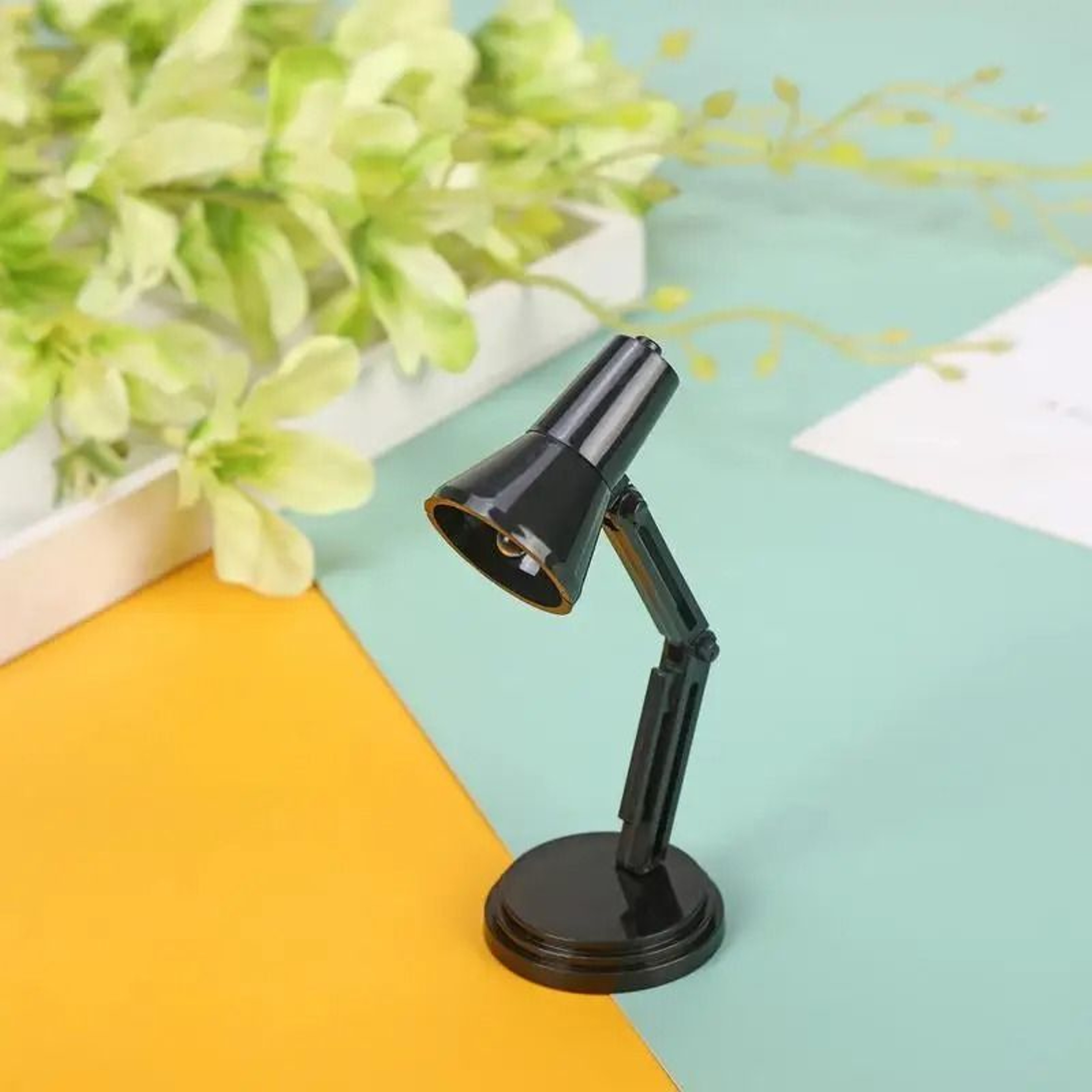 Portable LED Student Desk Reading Lamp Compact USB Table Light For Dormitory  Bedroom 2