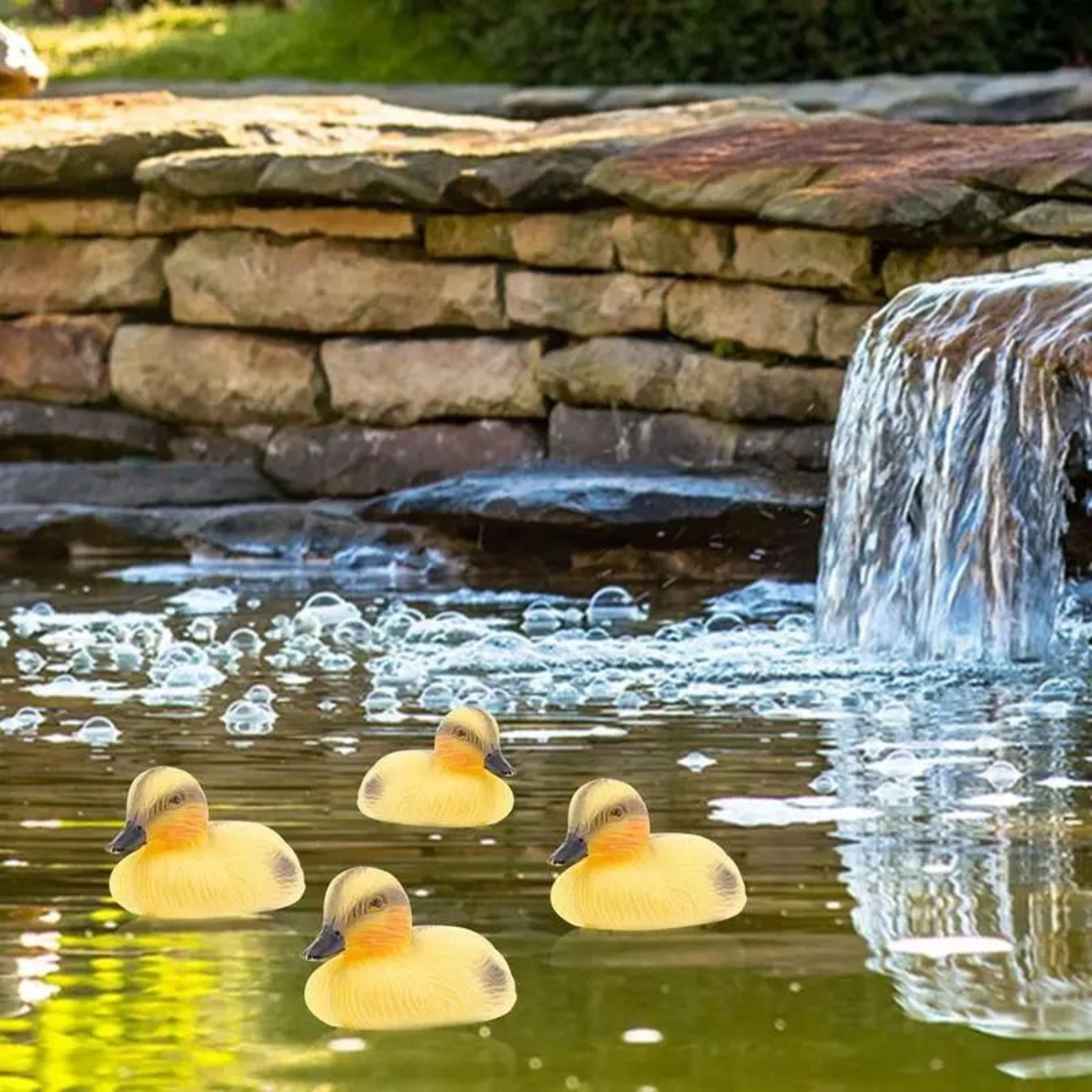 5pcs Floating Duckling Decoys PE Pond Ornaments High Simulation Water  Garden Yard Lawn Decor 3