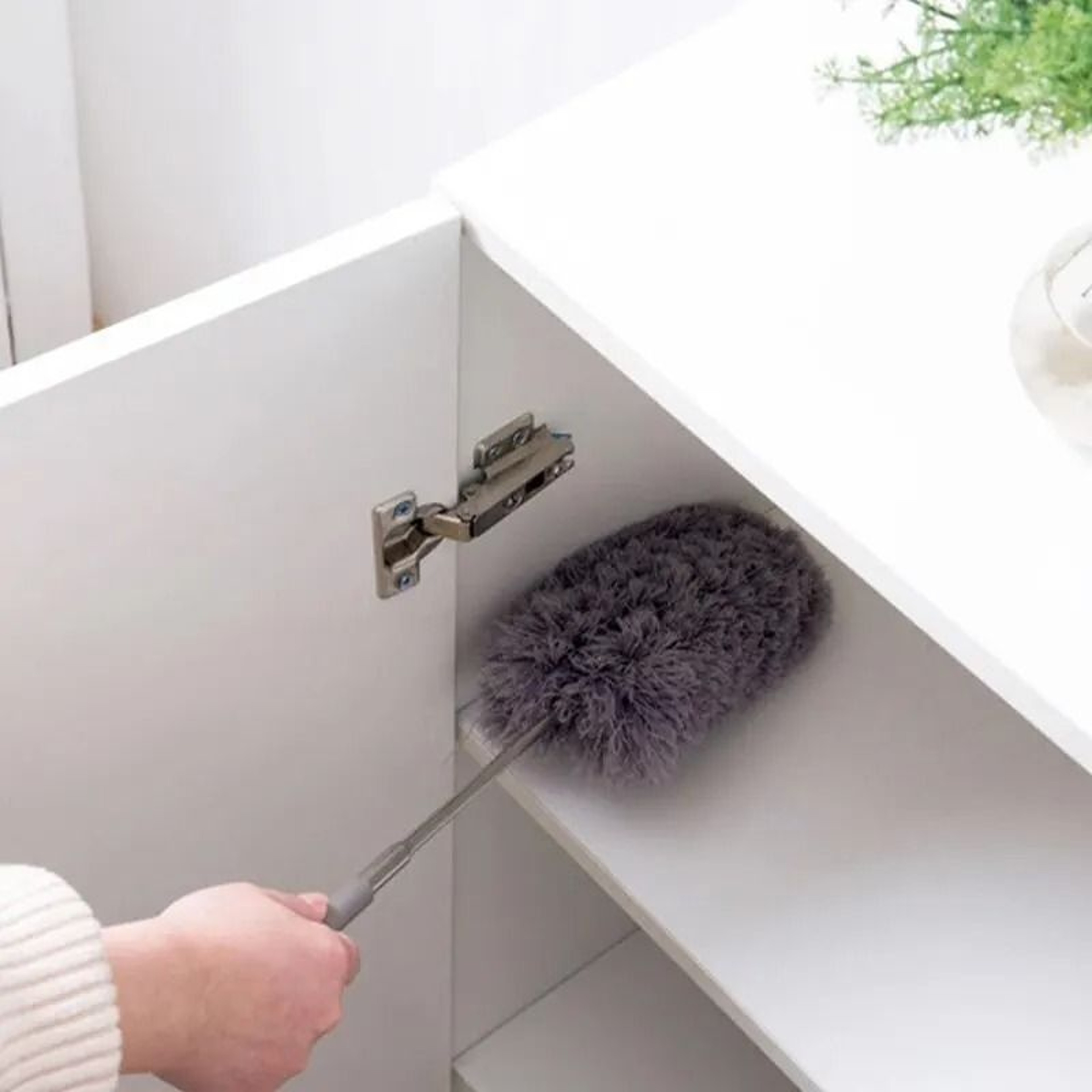 Extendable Microfiber Duster With Stainless Steel Telescoping Long Handle 3