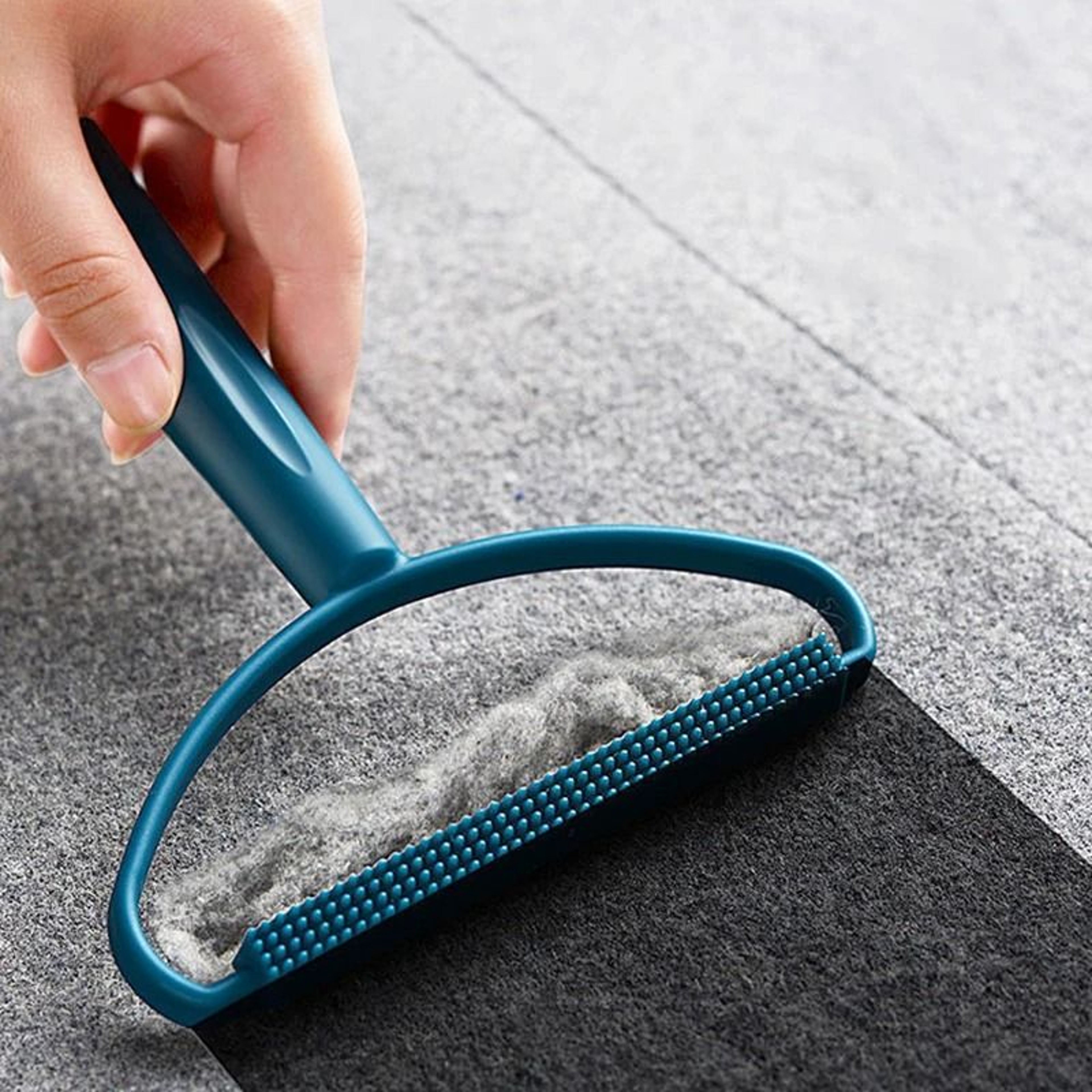 Portable DoubleSided Fabric Lint Remover  Manual Tweed Coat Hairball Scraper 1