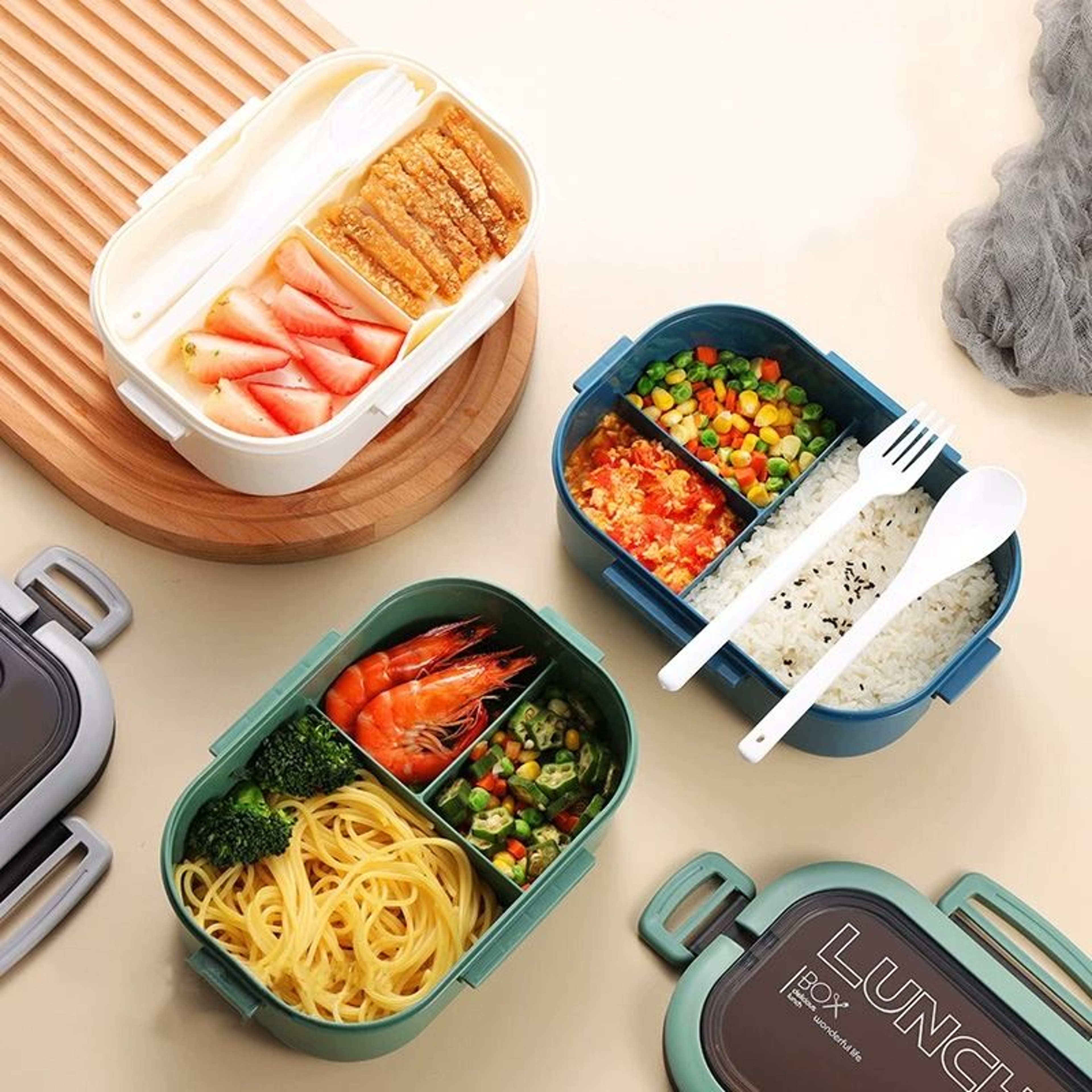 MultiLayer Portable Compartment Lunch Box With Fork  Spoon Set 1