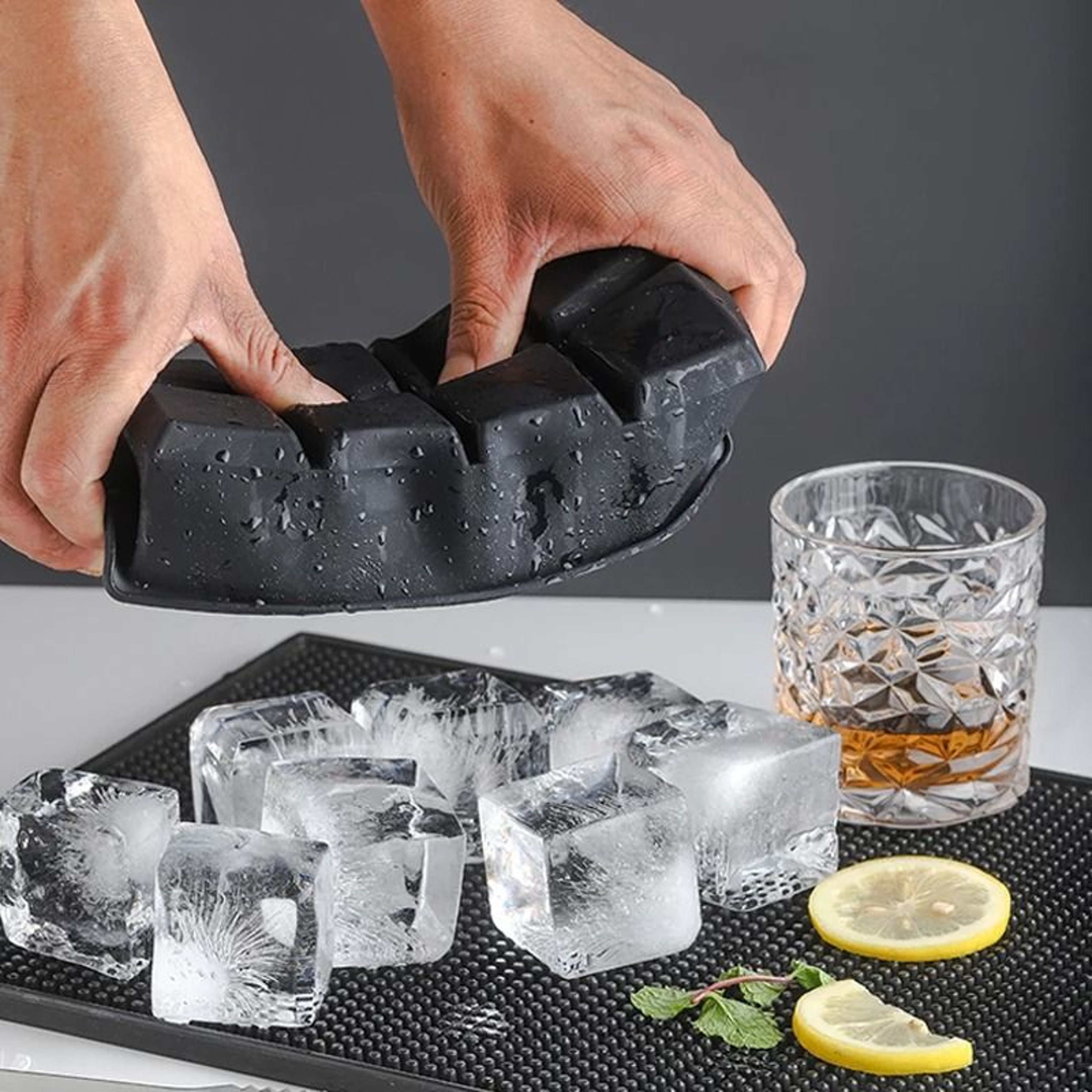 15Grid Square Silicone Ice Cube Mold Tray For Summer Drinks  Cocktails 0