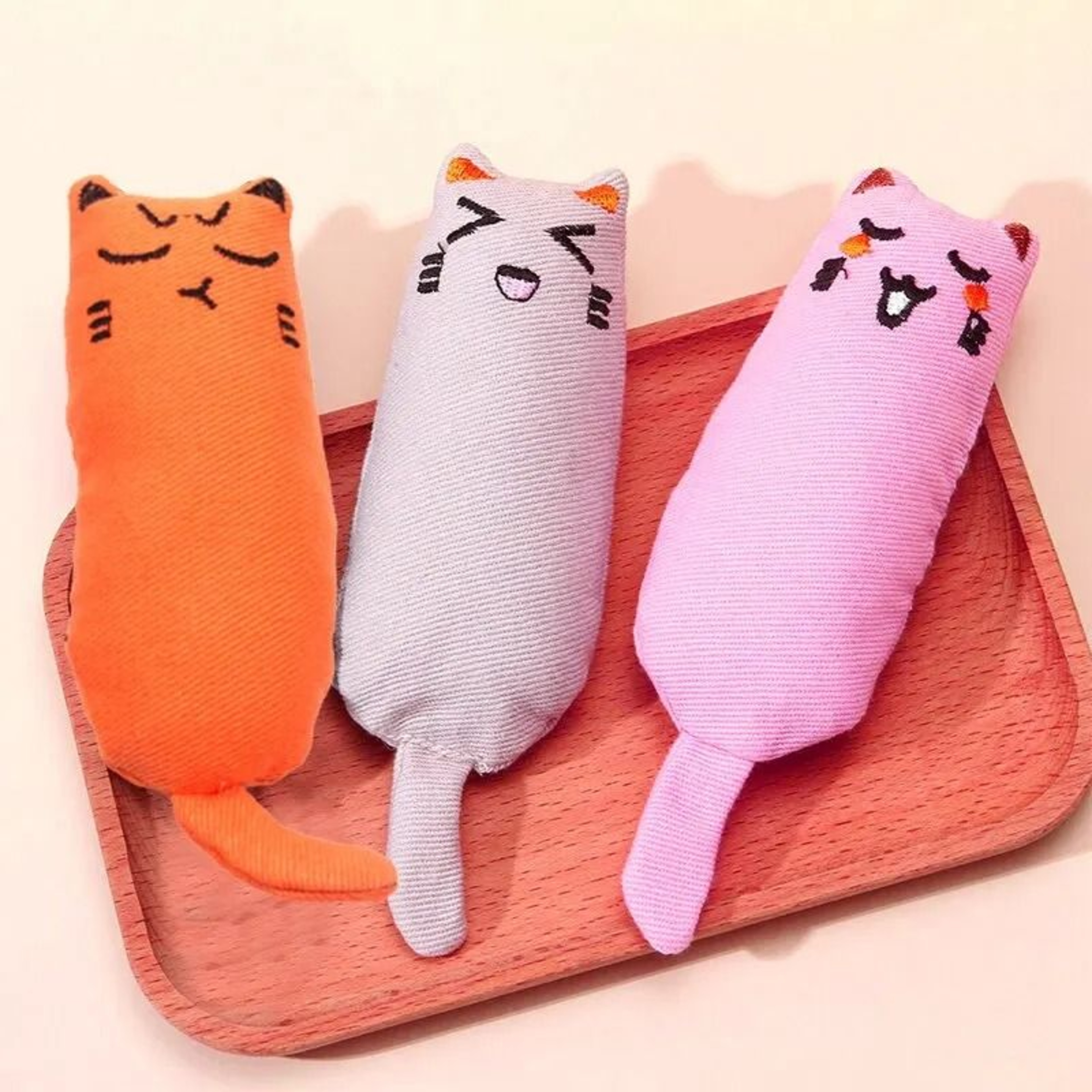 Catnip Thumb Plush Pillow  BiteResistant Teeth Grinding Chew Toy 1