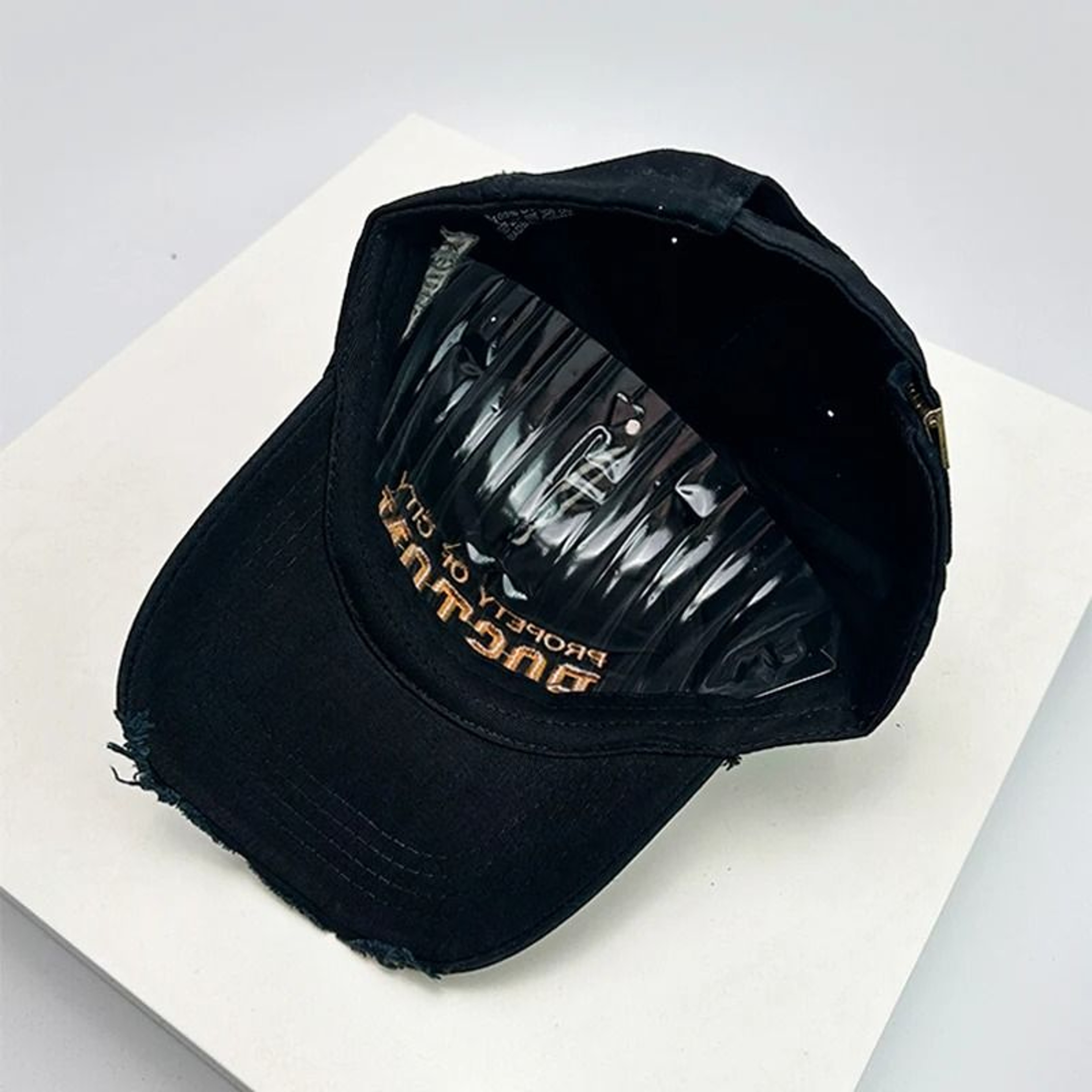 Distressed Letter Embroidered Retro Baseball Cap  Unisex Broken Style Streetwear Peaked Sun Hat 526 4