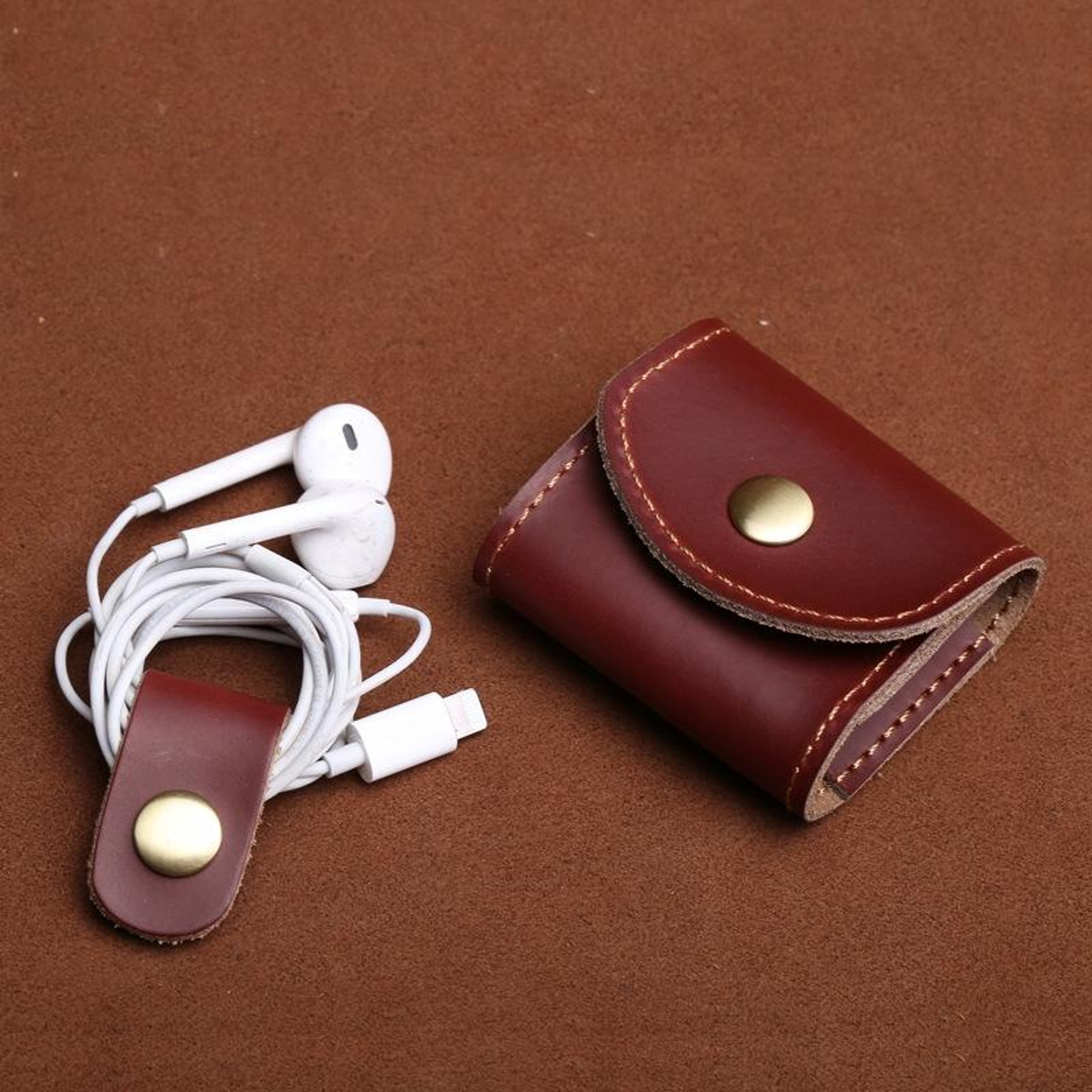 Vintage Leather Headphone Case Mini Portable Earbud Storage Pouch – view 7