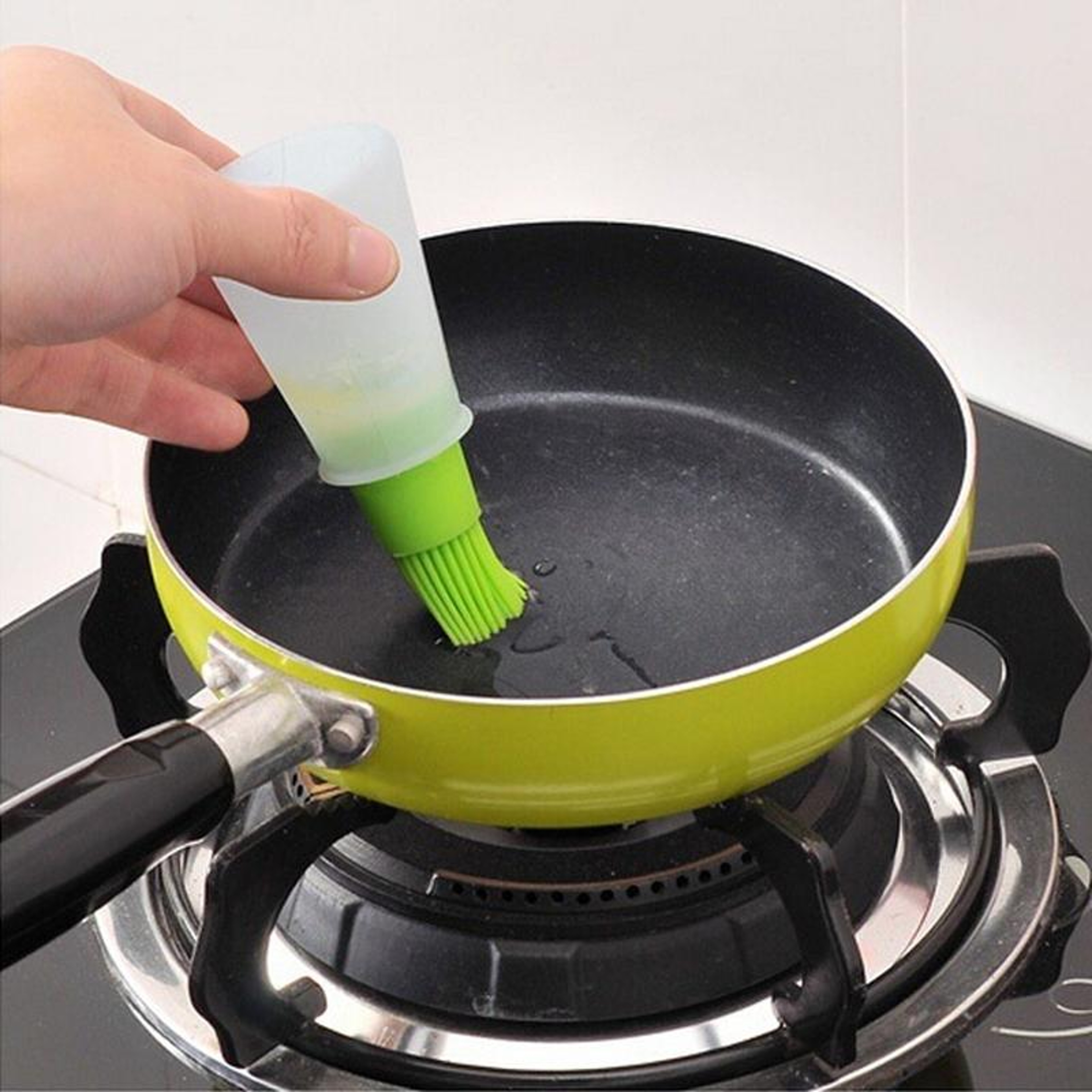 Premium Silicone Oil Brush  Oil Dispenser Bottle For BBQ Baking  Everyday Cooking 0