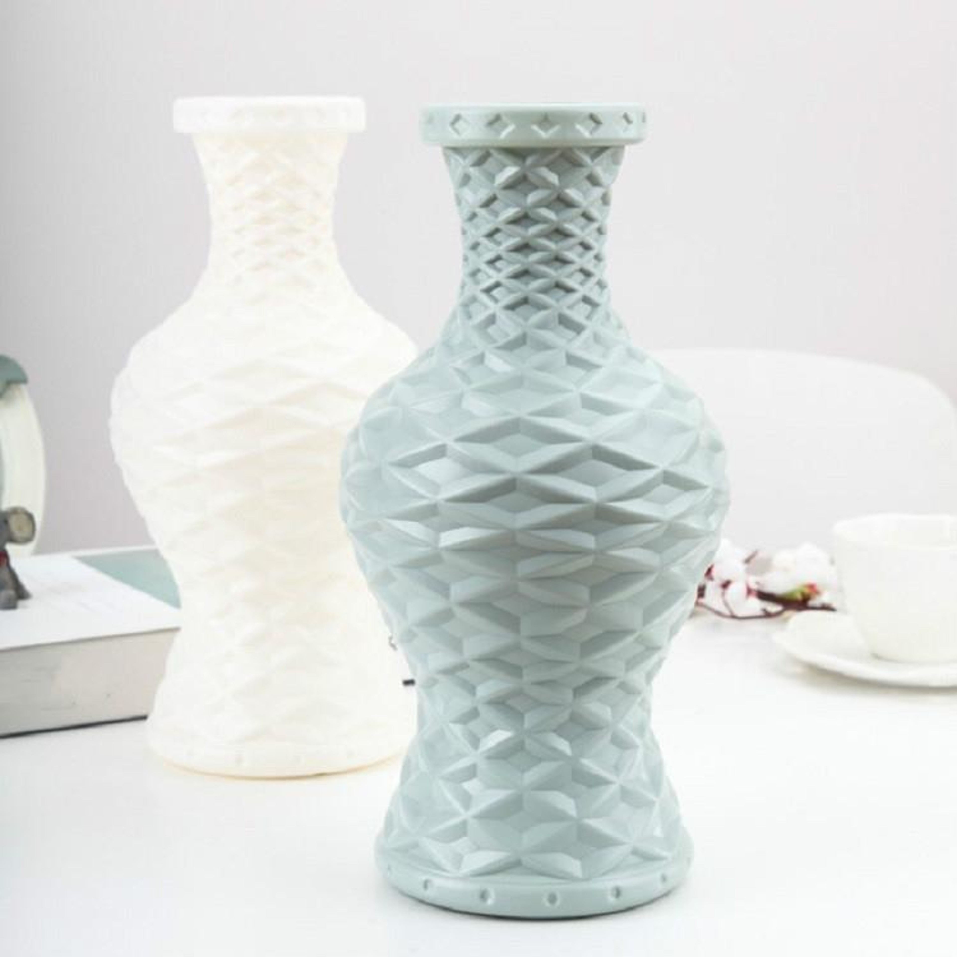 Modern Plastic Flower Vase for Hydroponics & Fresh Flower Arrangements – view 4