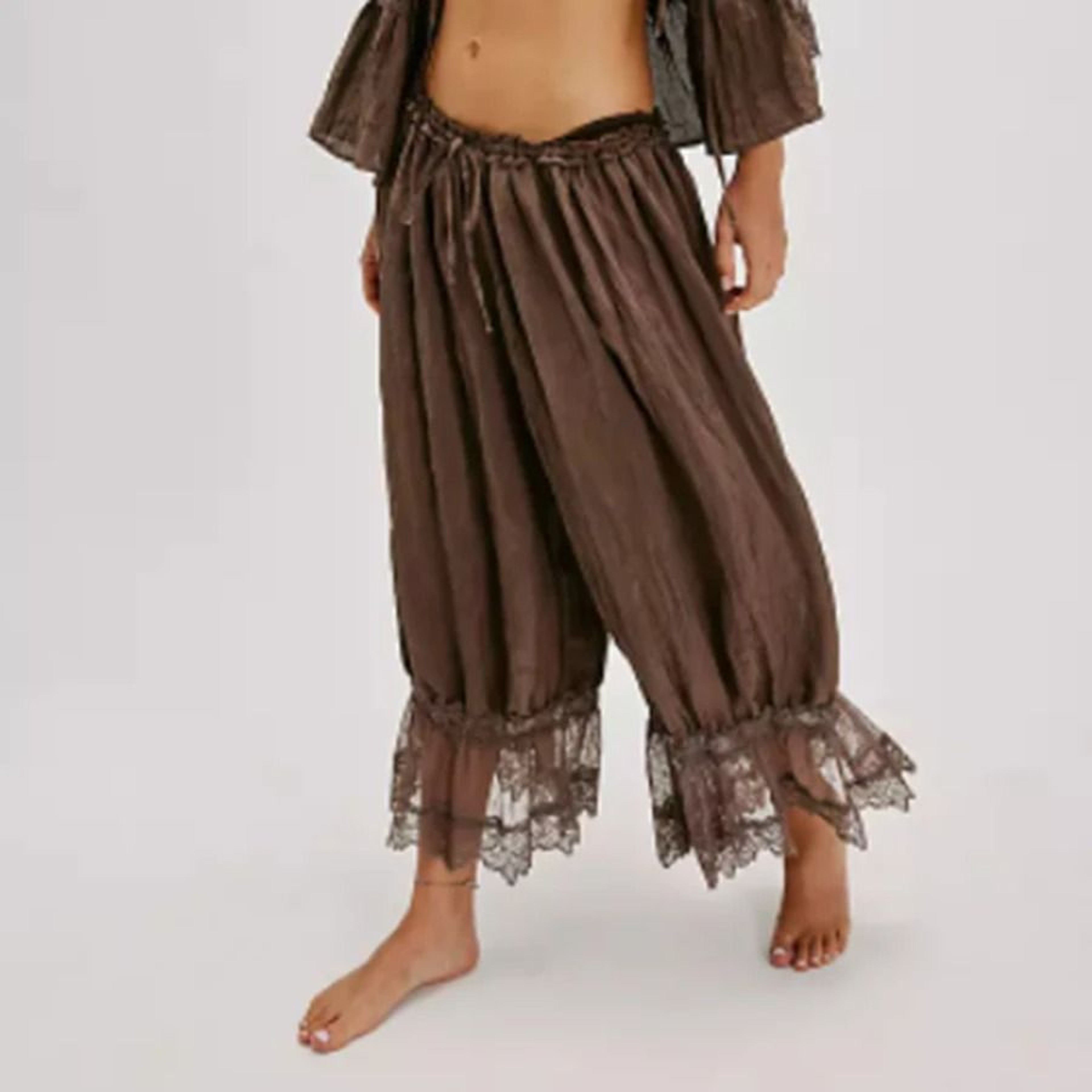 Womens High Waist Cropped Bloomers With Lace Detail And Drawstring Fit 1