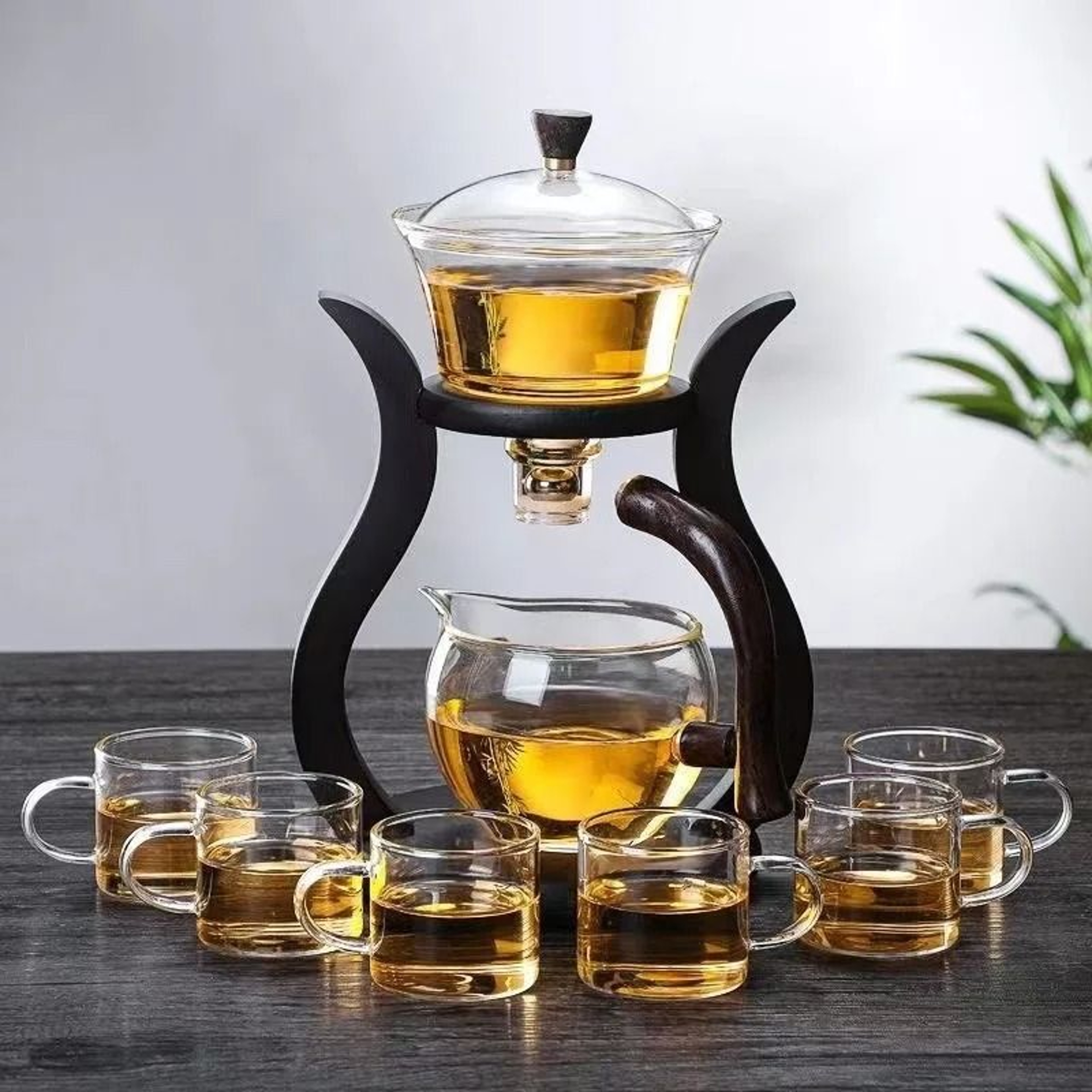 Glass Tea Set With Semi Automatic Magnetic Drip Teapot And Infuser Cups For Elegant Home Brewing 4