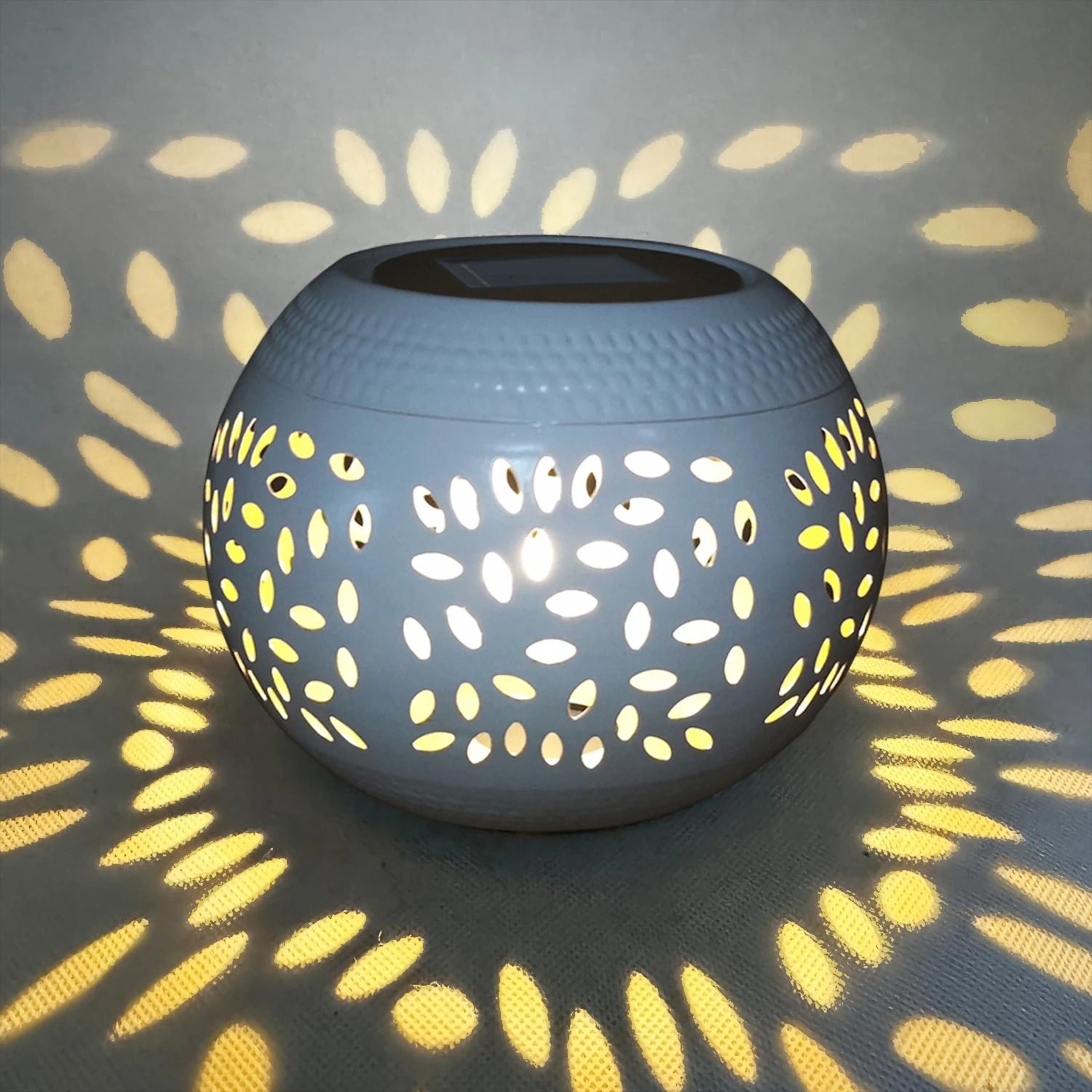Solar Powered Outdoor Lantern Garden Light 13