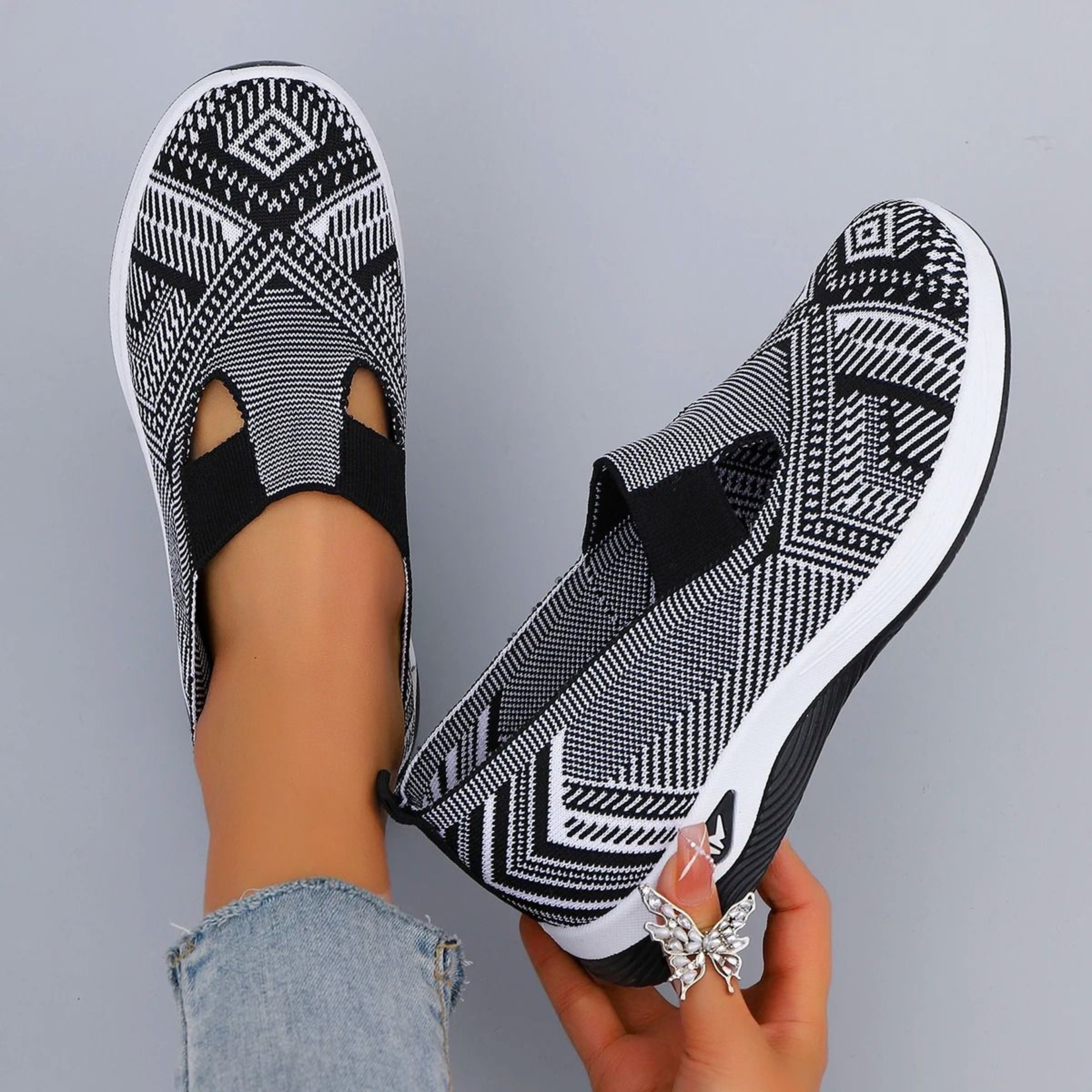 Lightweight Breathable Mesh Womens Flat Shoes For Summer 0