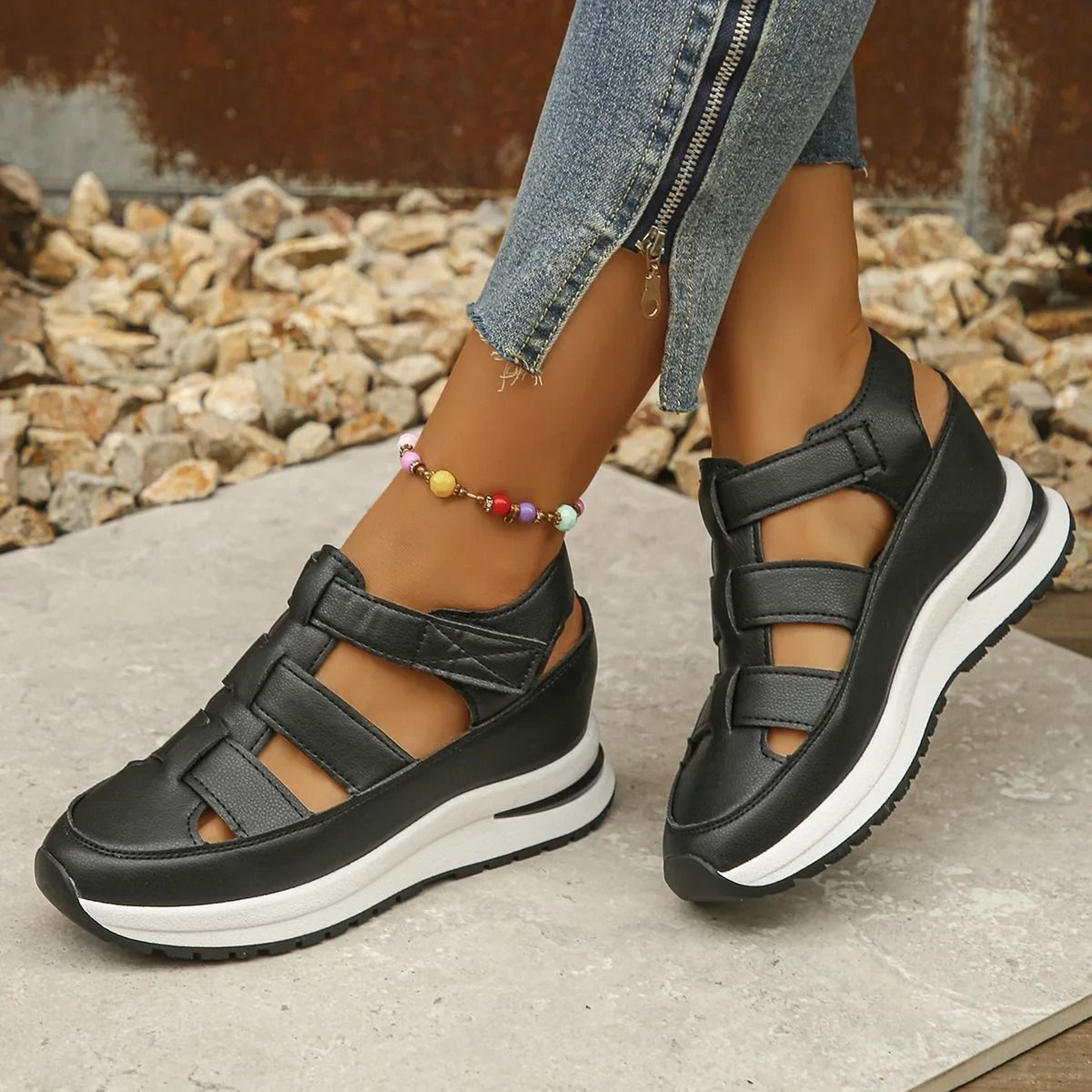 Elegant Closed Toe Wedge Sandals With Buckle Strap 0