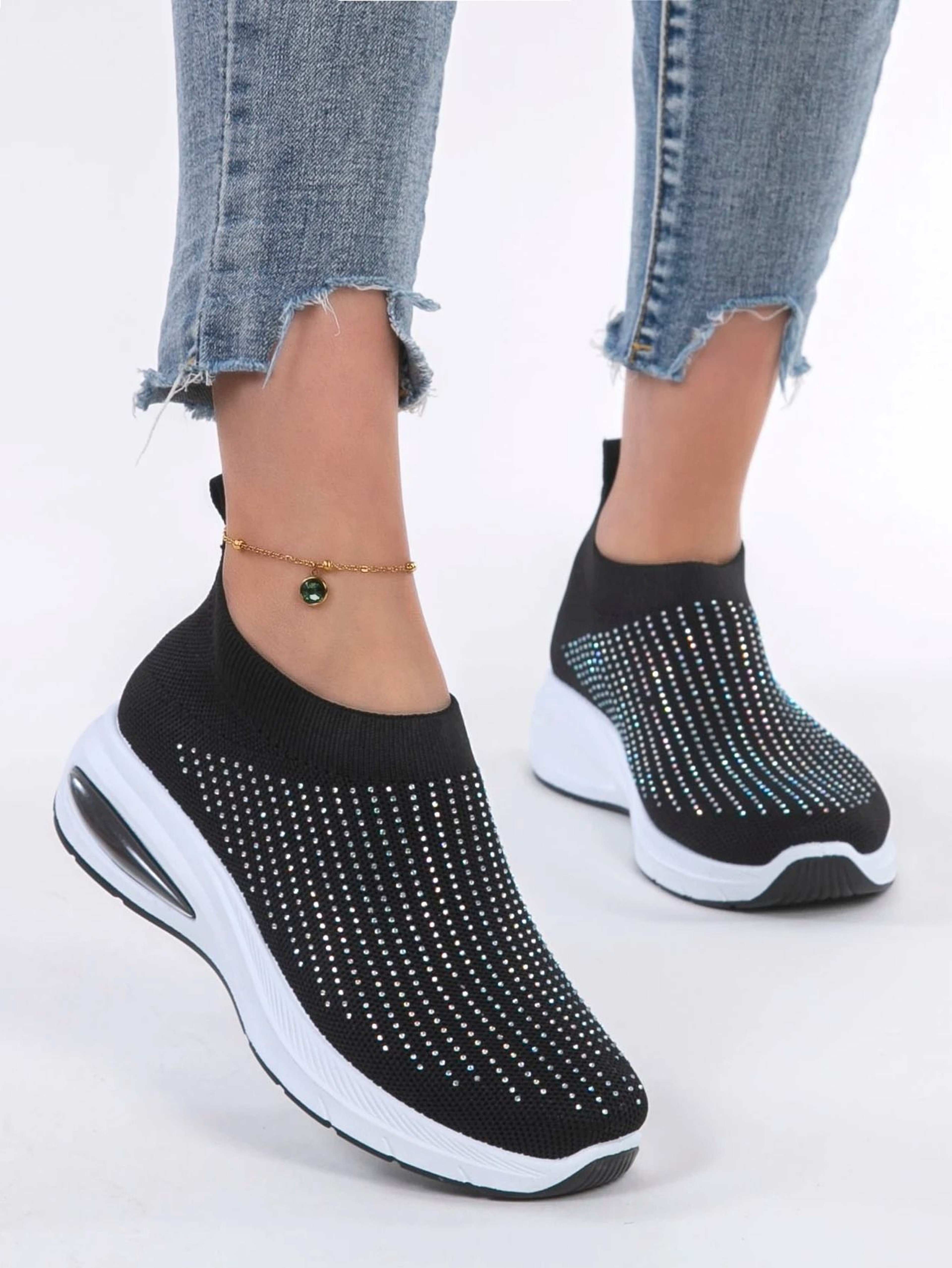 Lightweight Breathable Non Slip Flat Sports Shoes For Women 2
