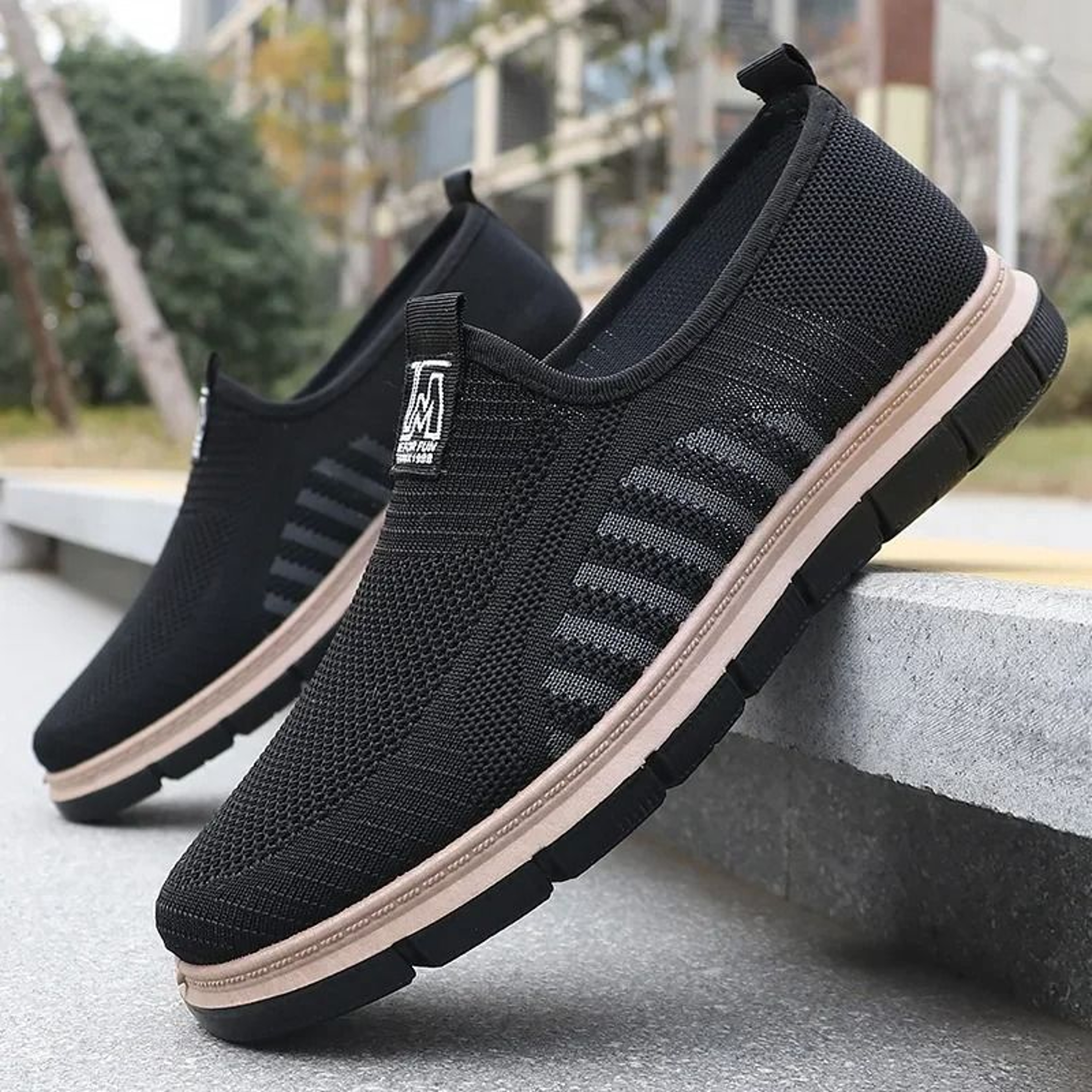 Mens Antibacterial Breathable Mesh Lightweight Sneakers 2