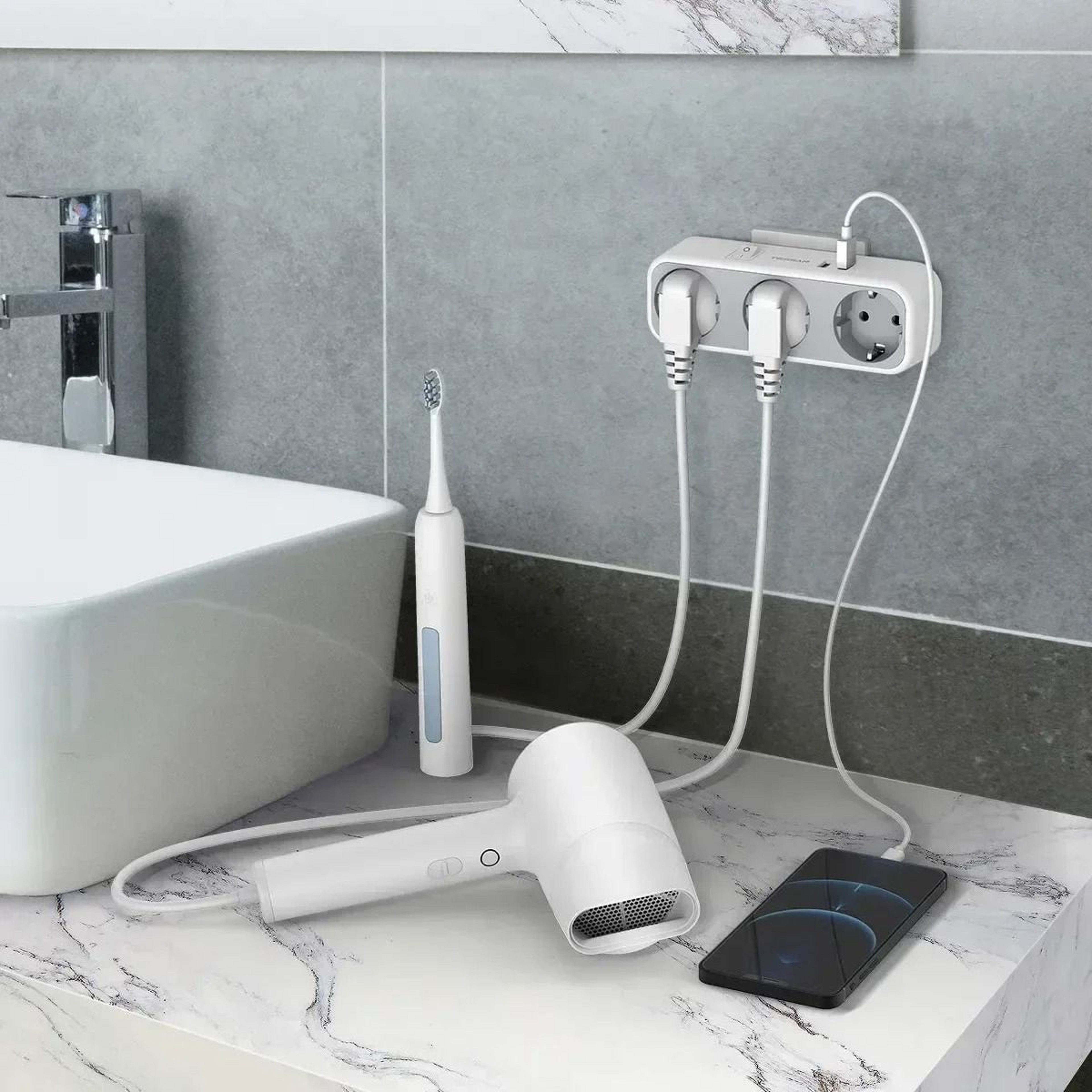 EU Power Strip With USB And AC Outlets 2