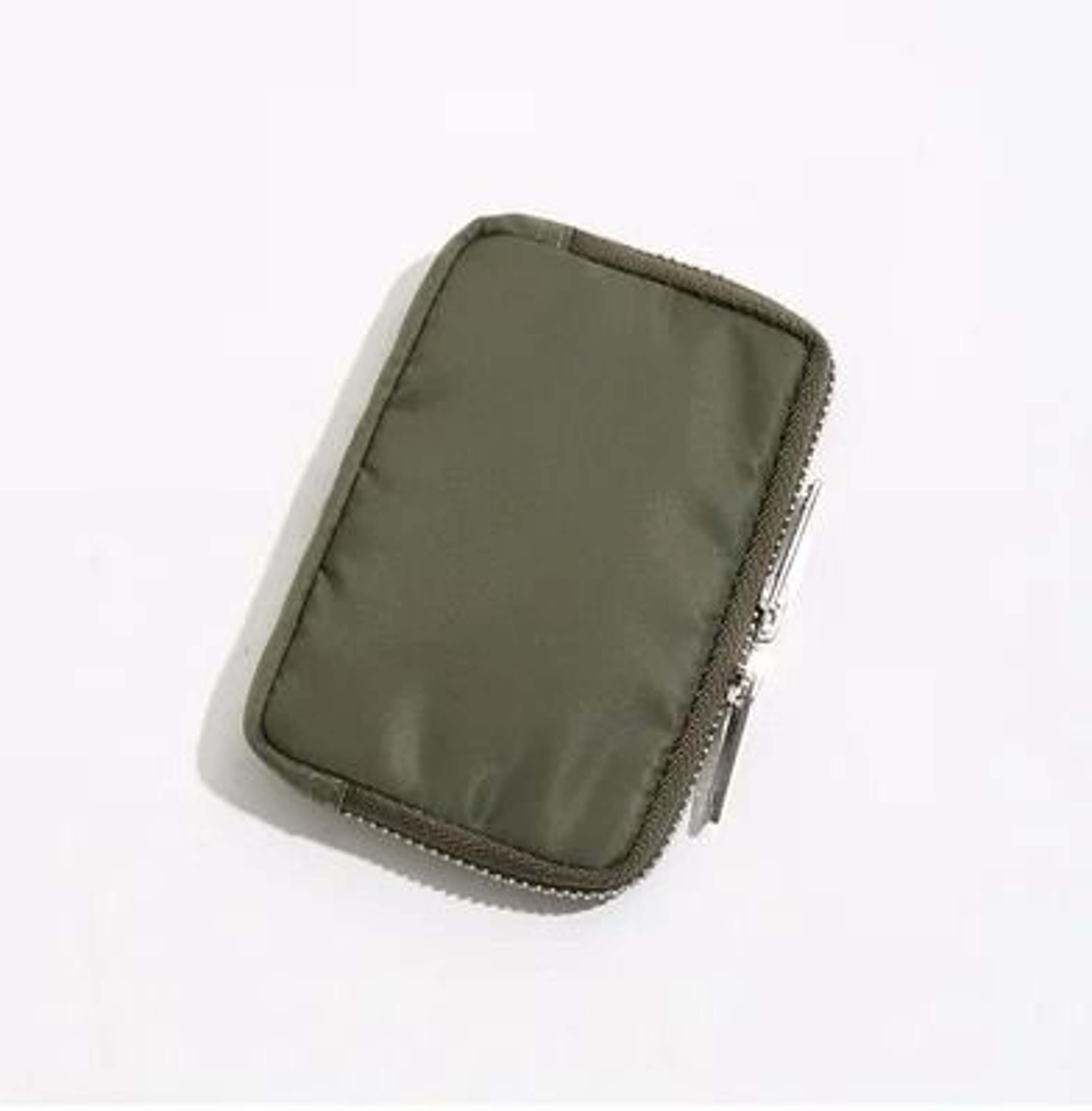 Japanese Style Waterproof Nylon Wallet With Zipper  RFID Blocking 4