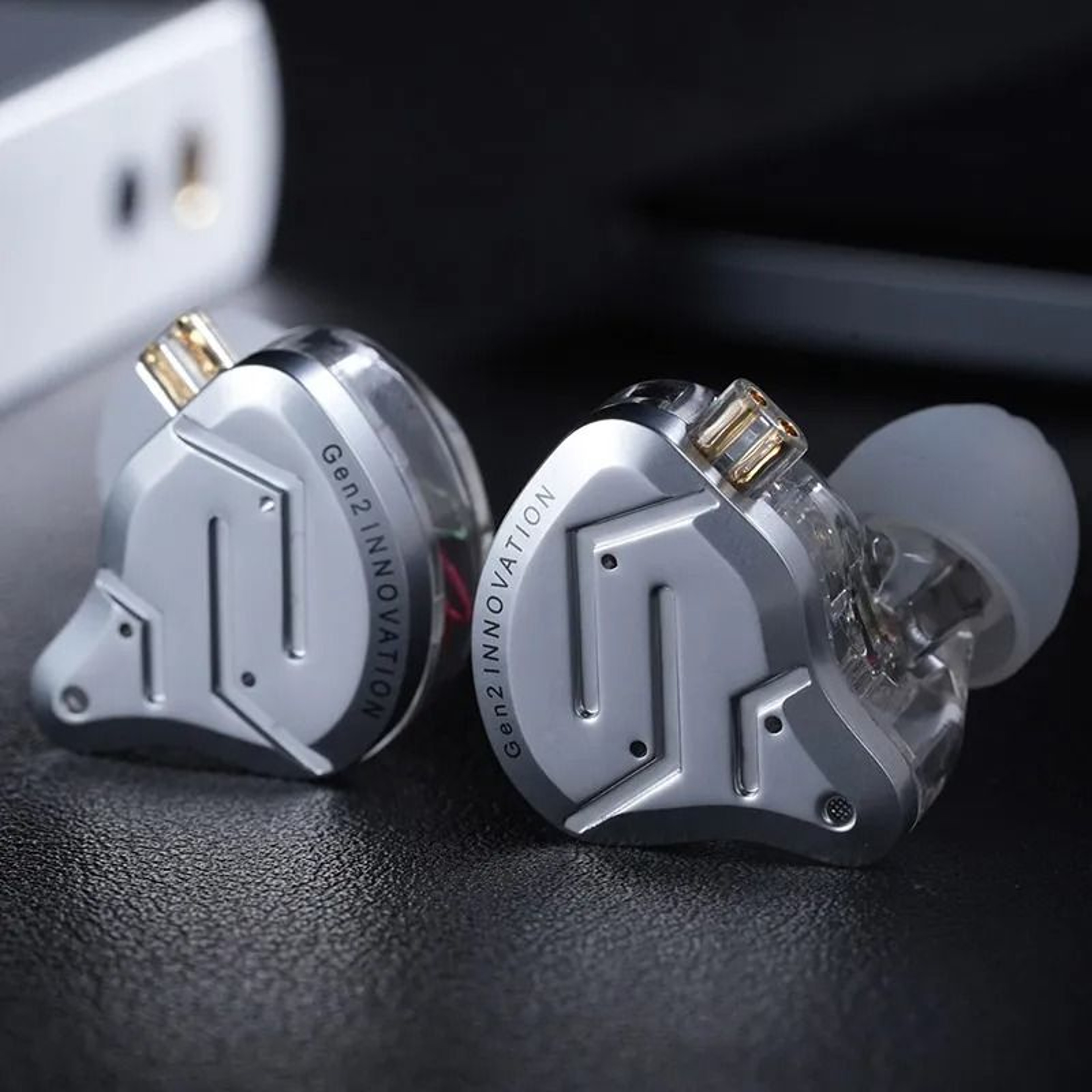 Hybrid In Ear Earphones With Deep Bass And Clear Sound 3