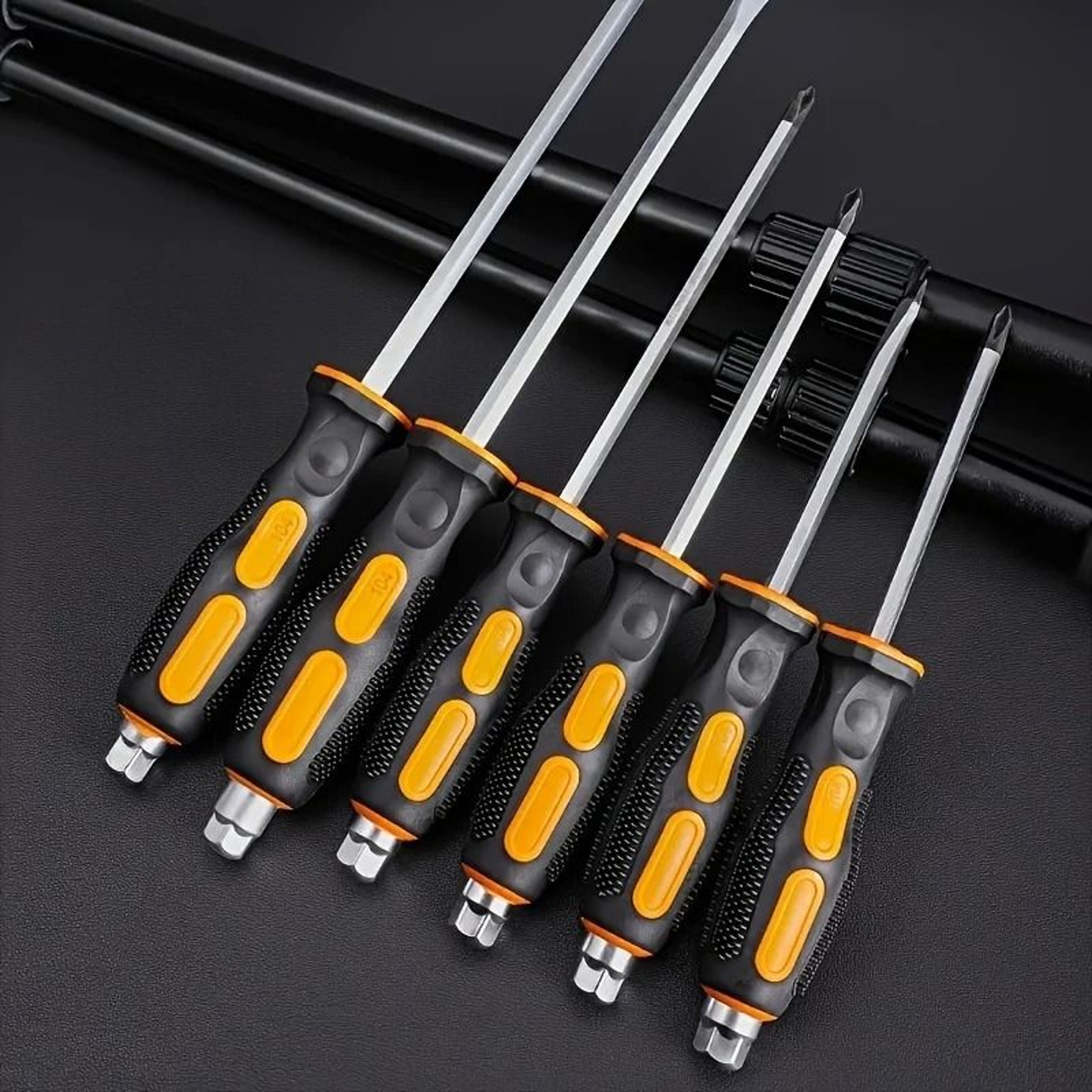 Hammer Screwdriver Set With Anti Slip Magnetic Tip 2