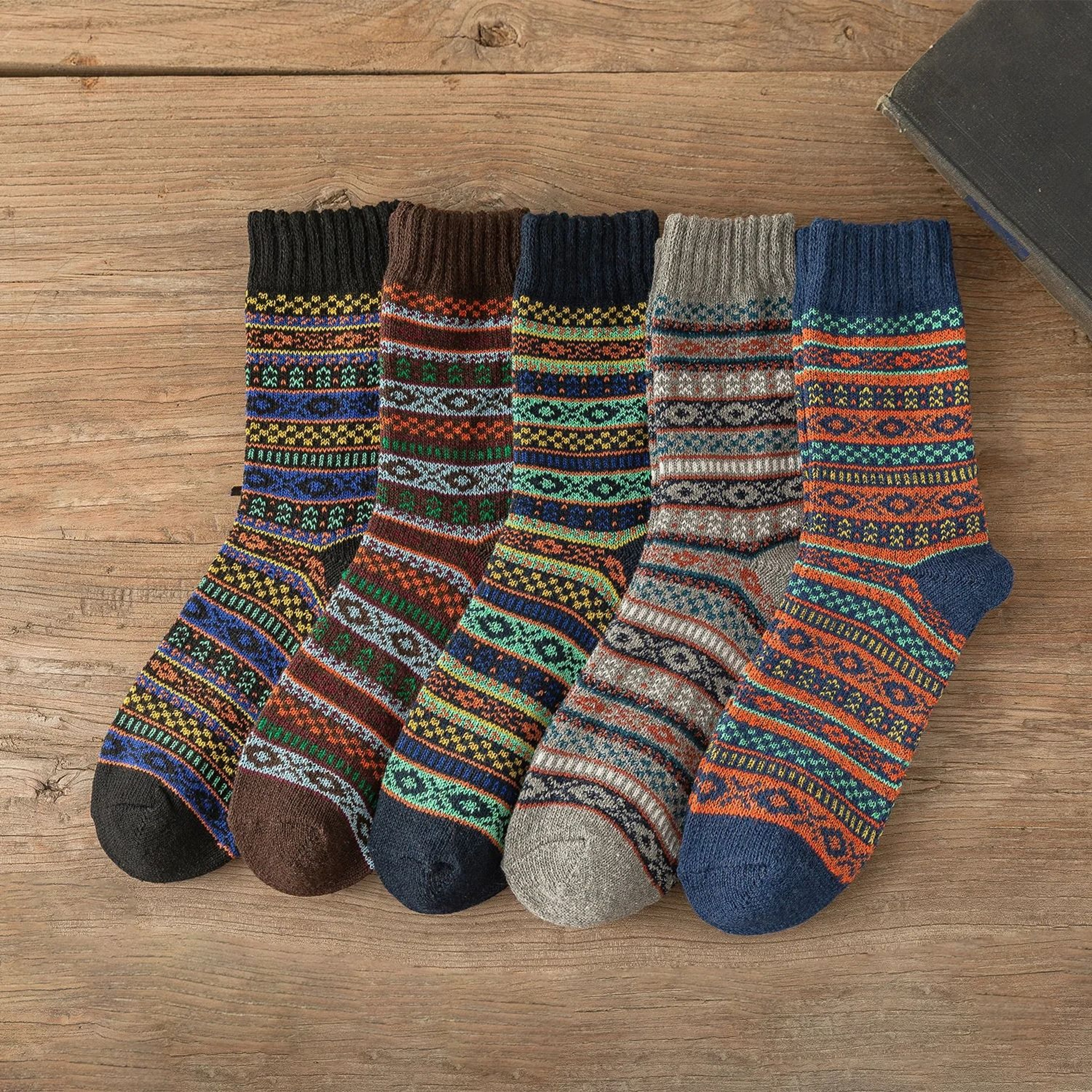 Cozy Winter Wool Socks For Men And Women 5 Pairs Set 11