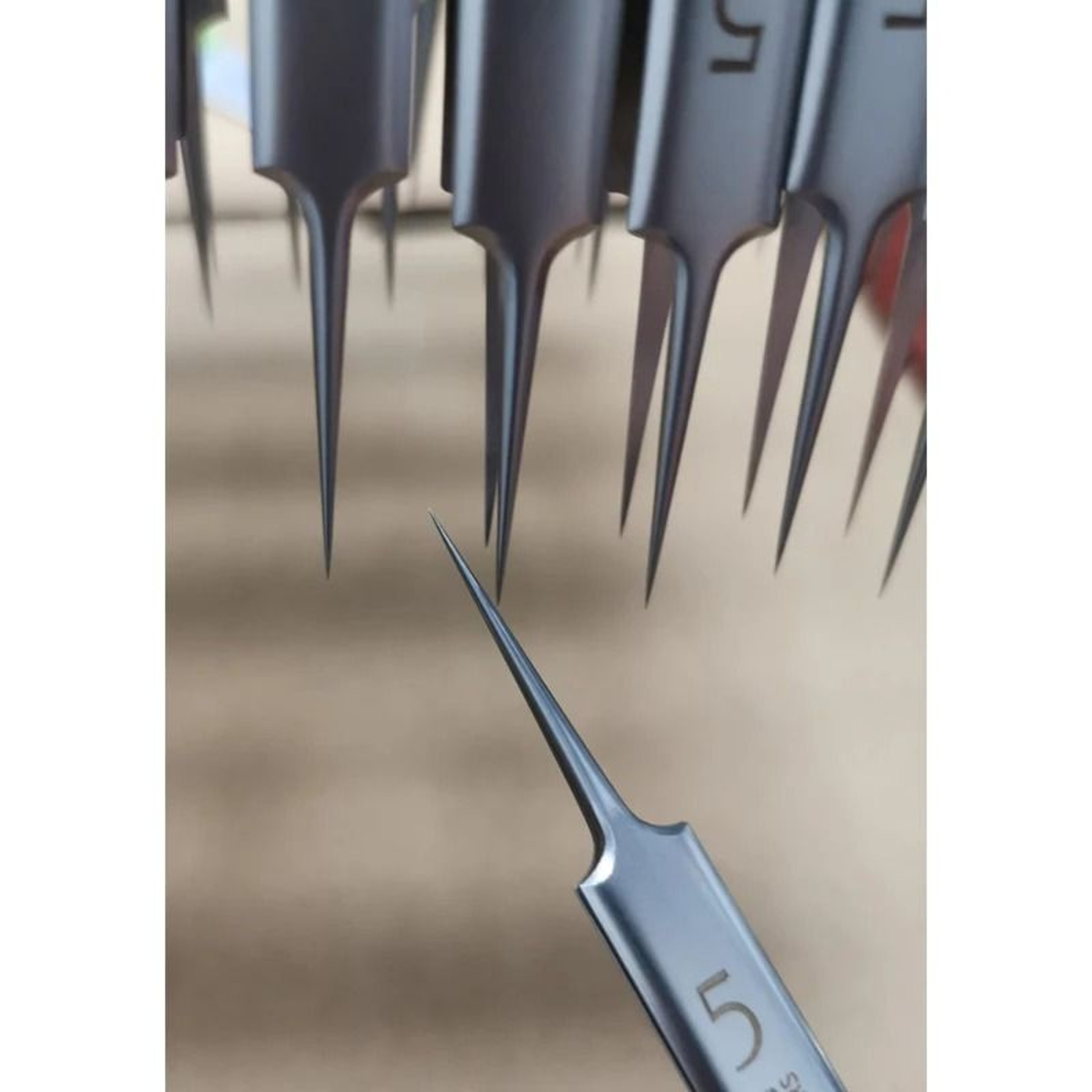 Precision Stainless Steel Blackhead And Acne Removal Tweezers 5