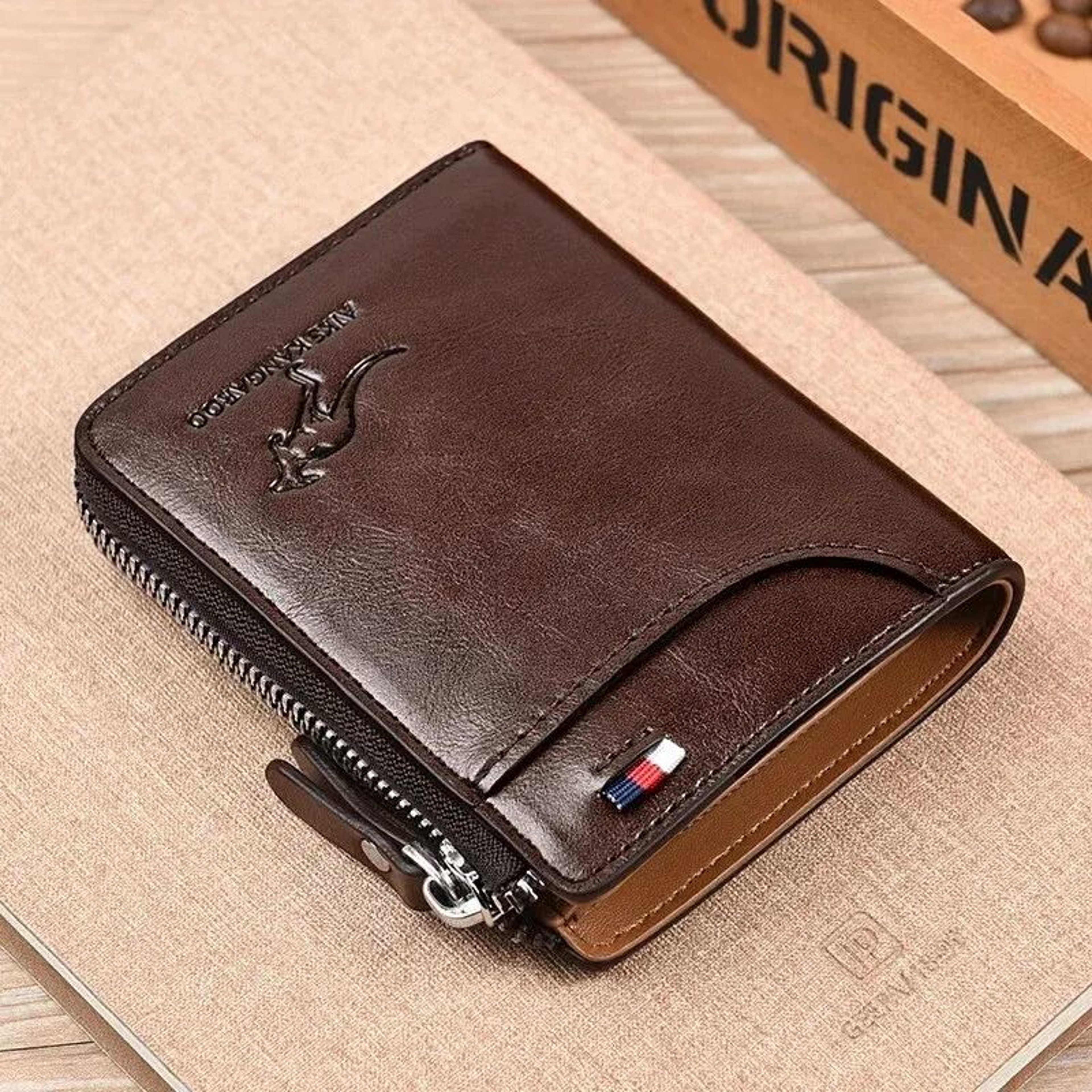Mens Luxury Leather Wallet With RFID Protection And Card Holder 4