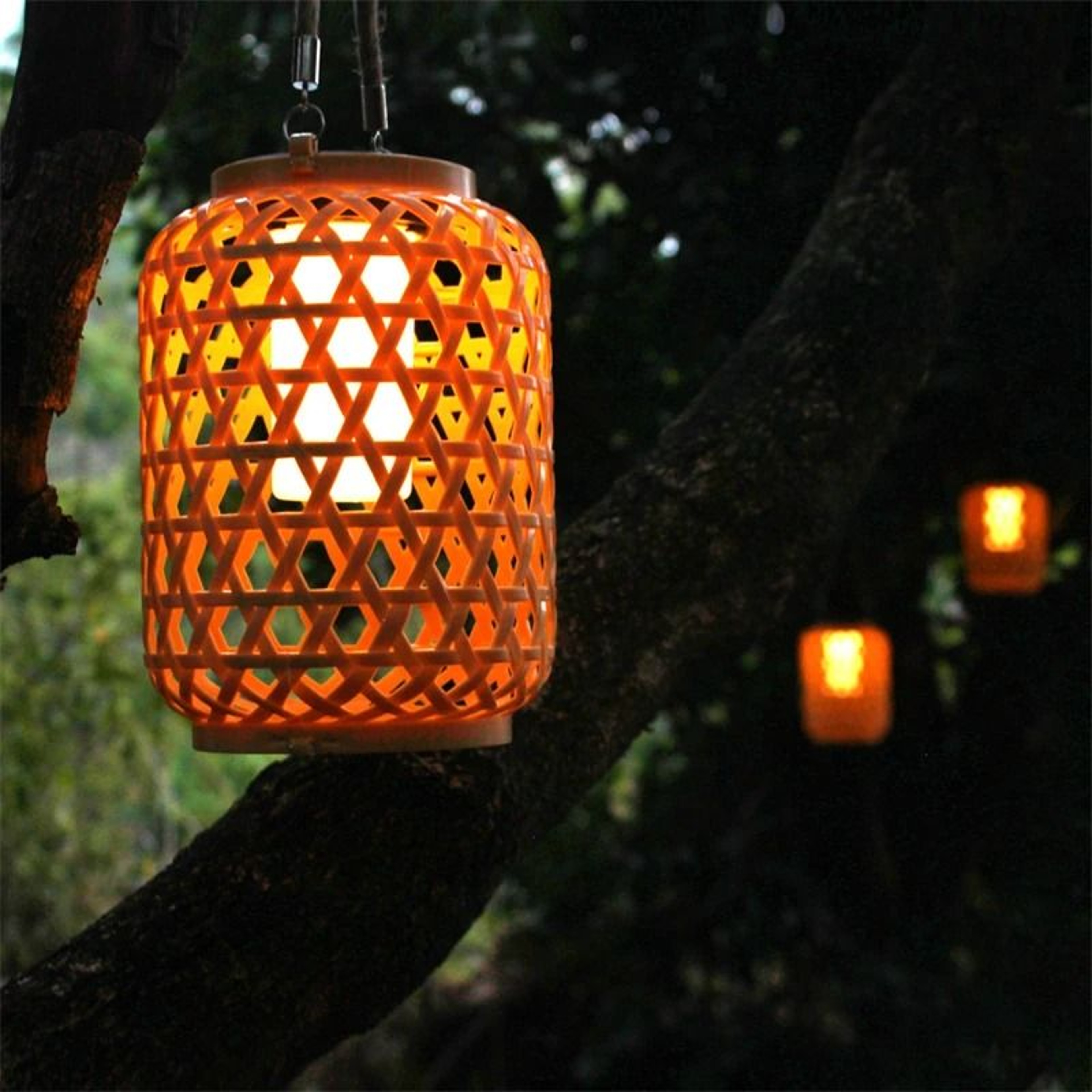 Solar Bamboo Woven Lantern For Outdoor Garden And Patio Decor 0