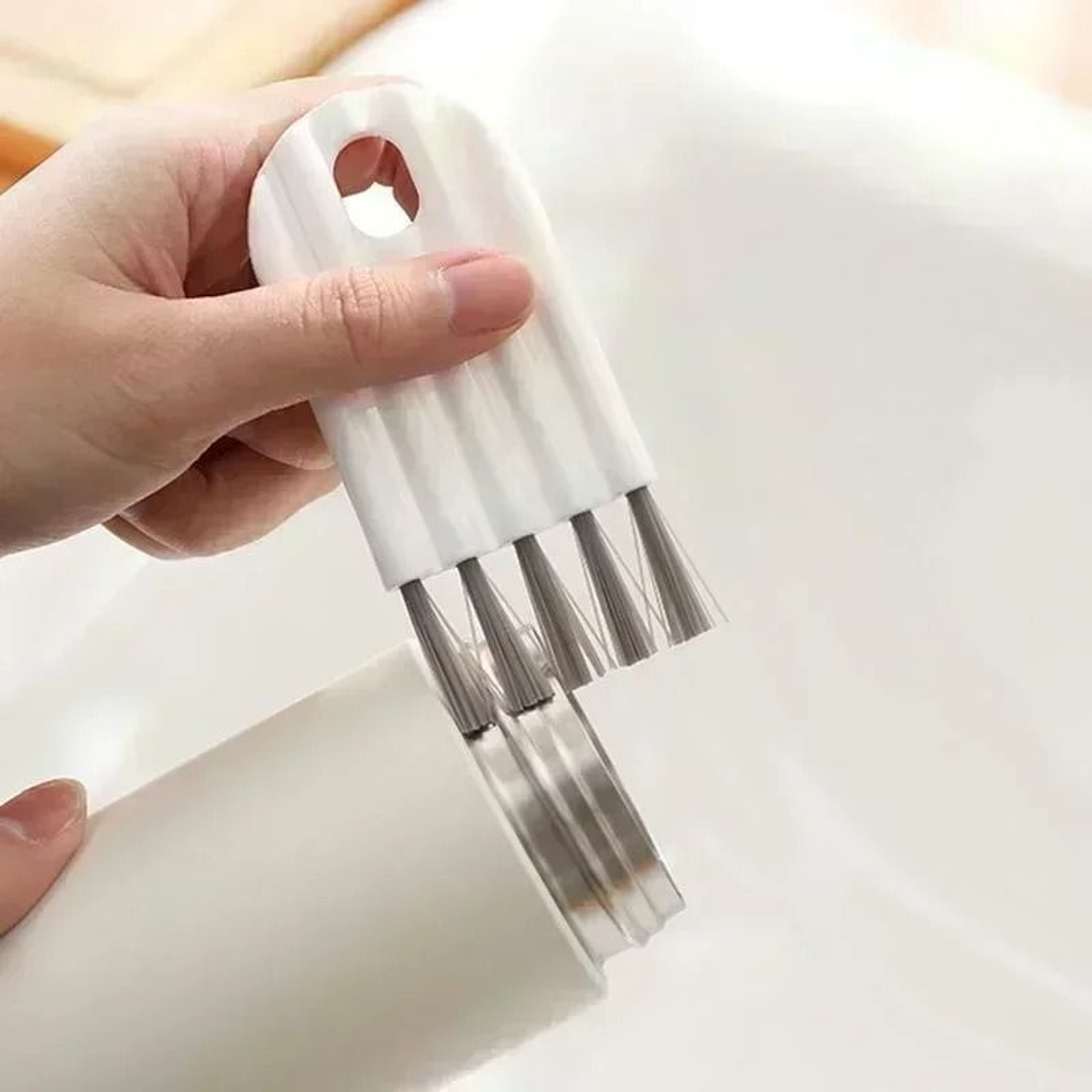 Precision Cleaning Brush For Keyboards And Small Spaces 3