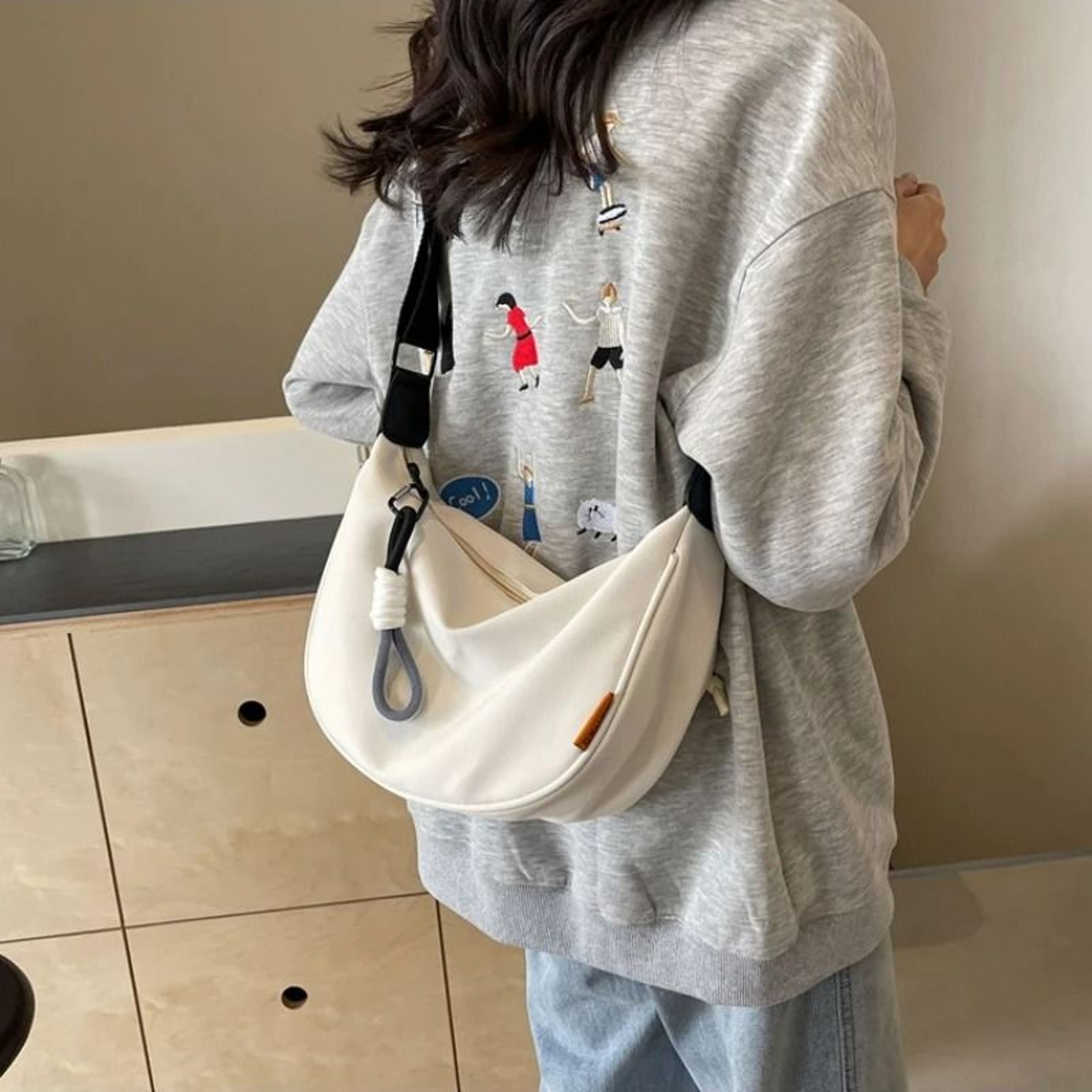 Crossbody Shoulder Bag With Wide Strap For Women 2
