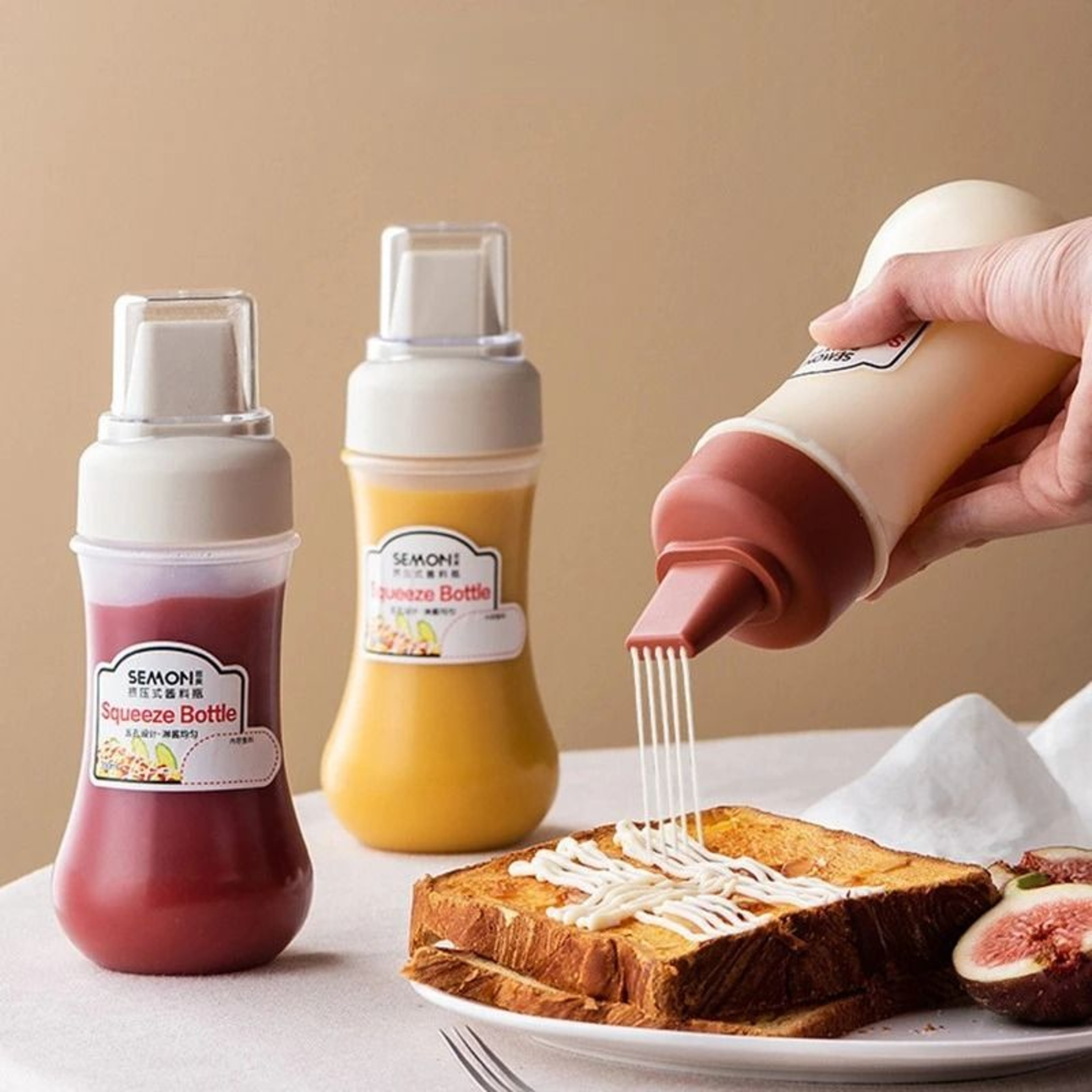 Squeeze Style Sauce Bottle 350ML For Condiments And Dressings 2