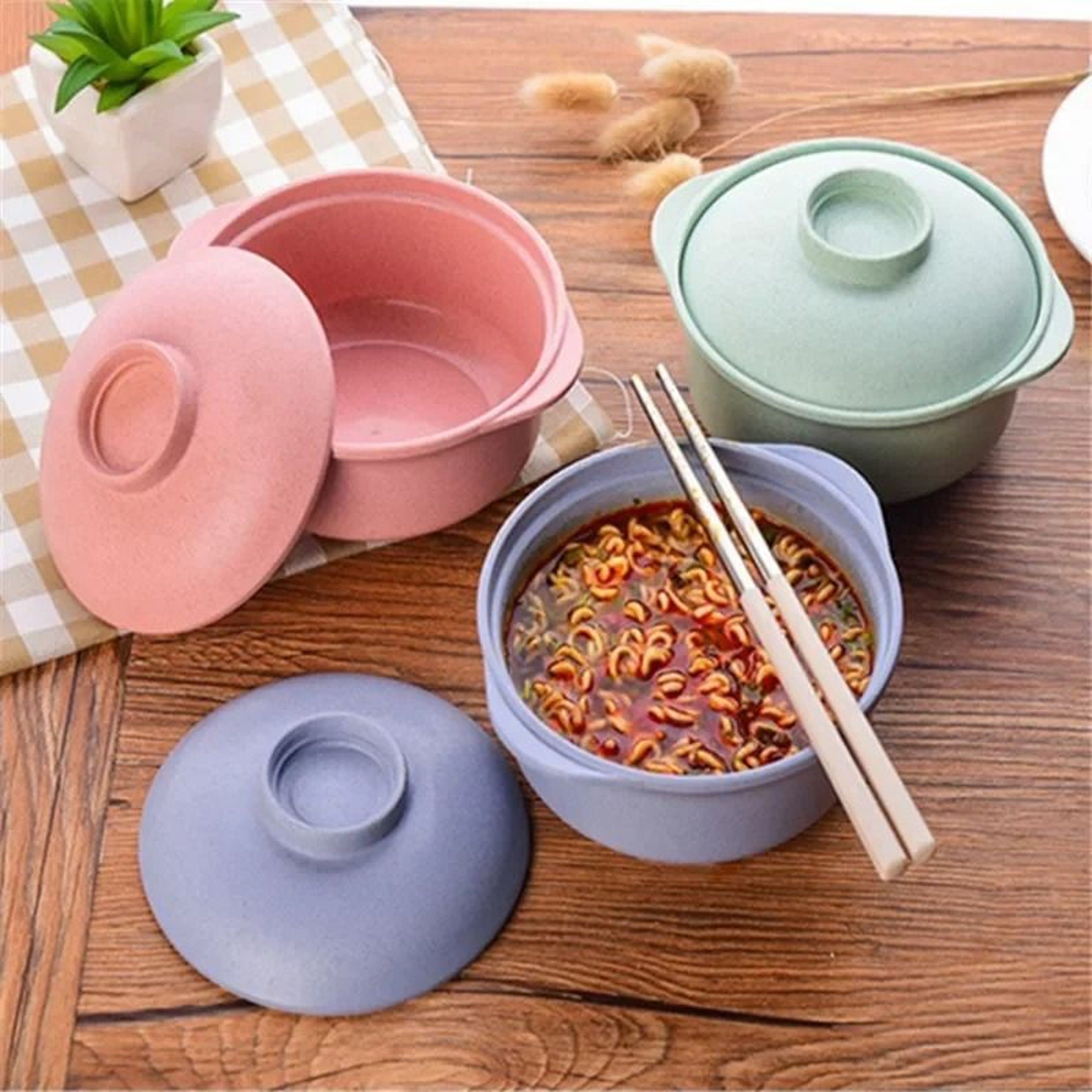 Instant Noodle Bowl With Lid For Soup And Rice Meals 0