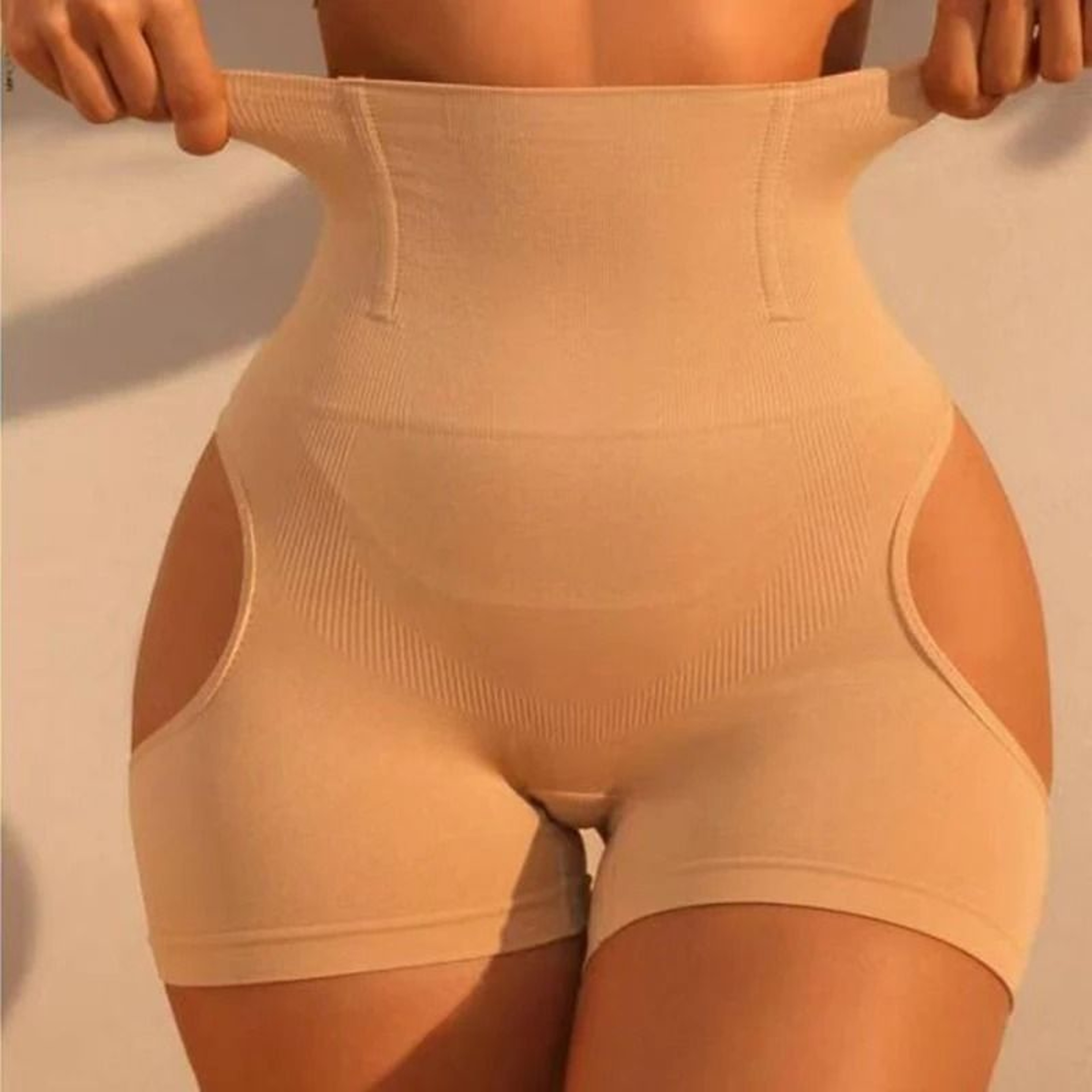Seamless Butt Lifter Shapewear Shorts With Tummy Control 2
