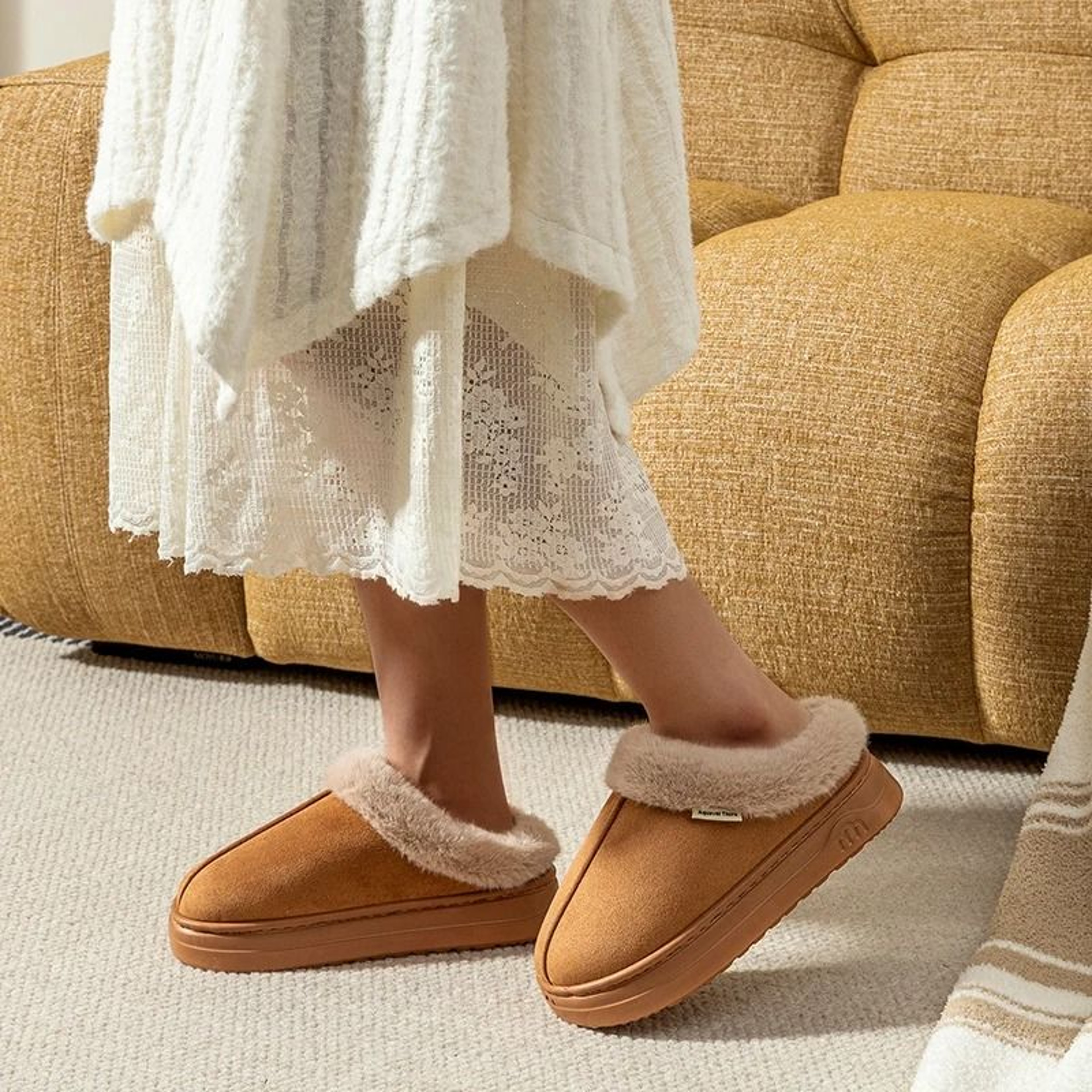 Warm Winter Slippers For Women Indoor And Outdoor Comfort With Thick Soft Sole 2