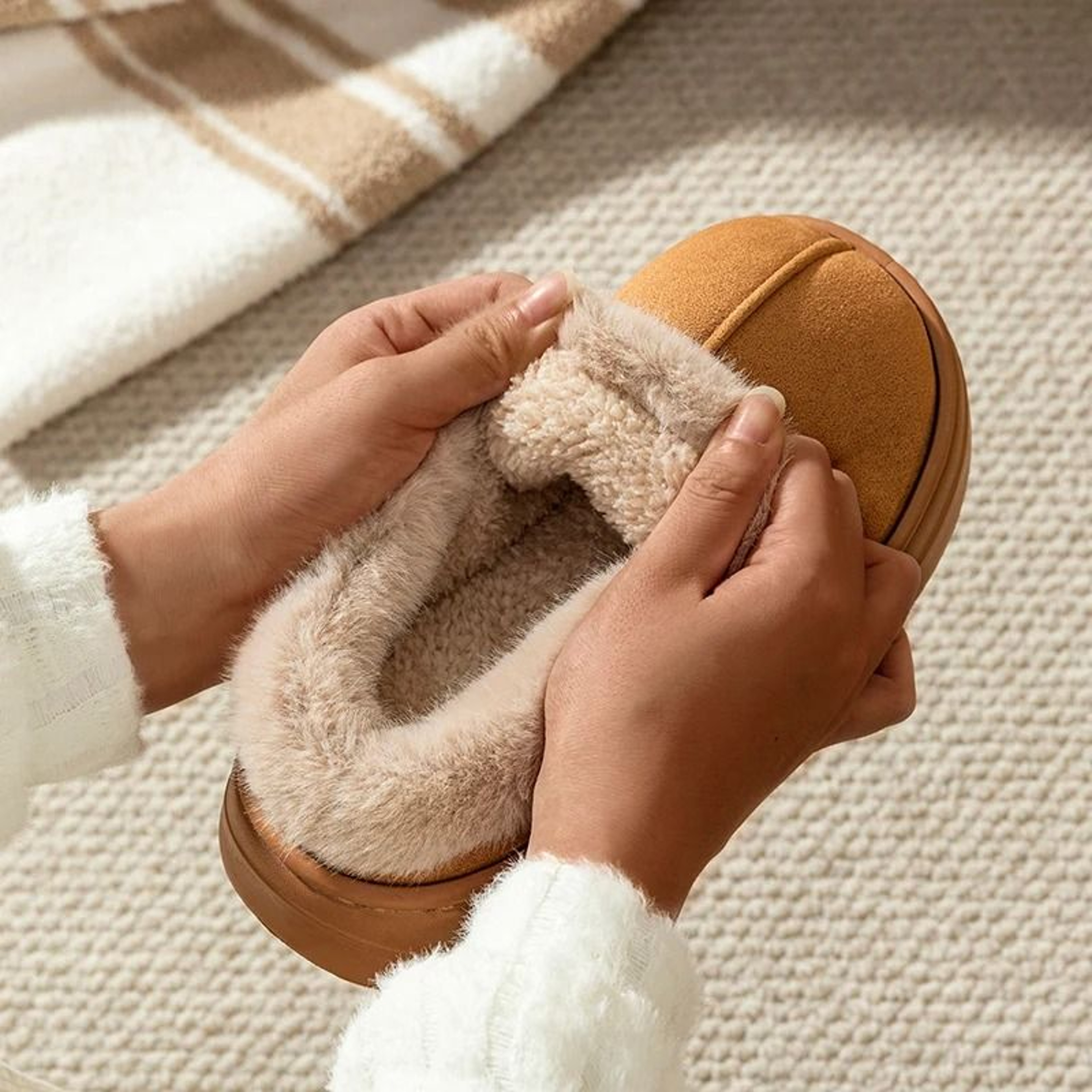 Warm Winter Slippers For Women Indoor And Outdoor Comfort With Thick Soft Sole 5