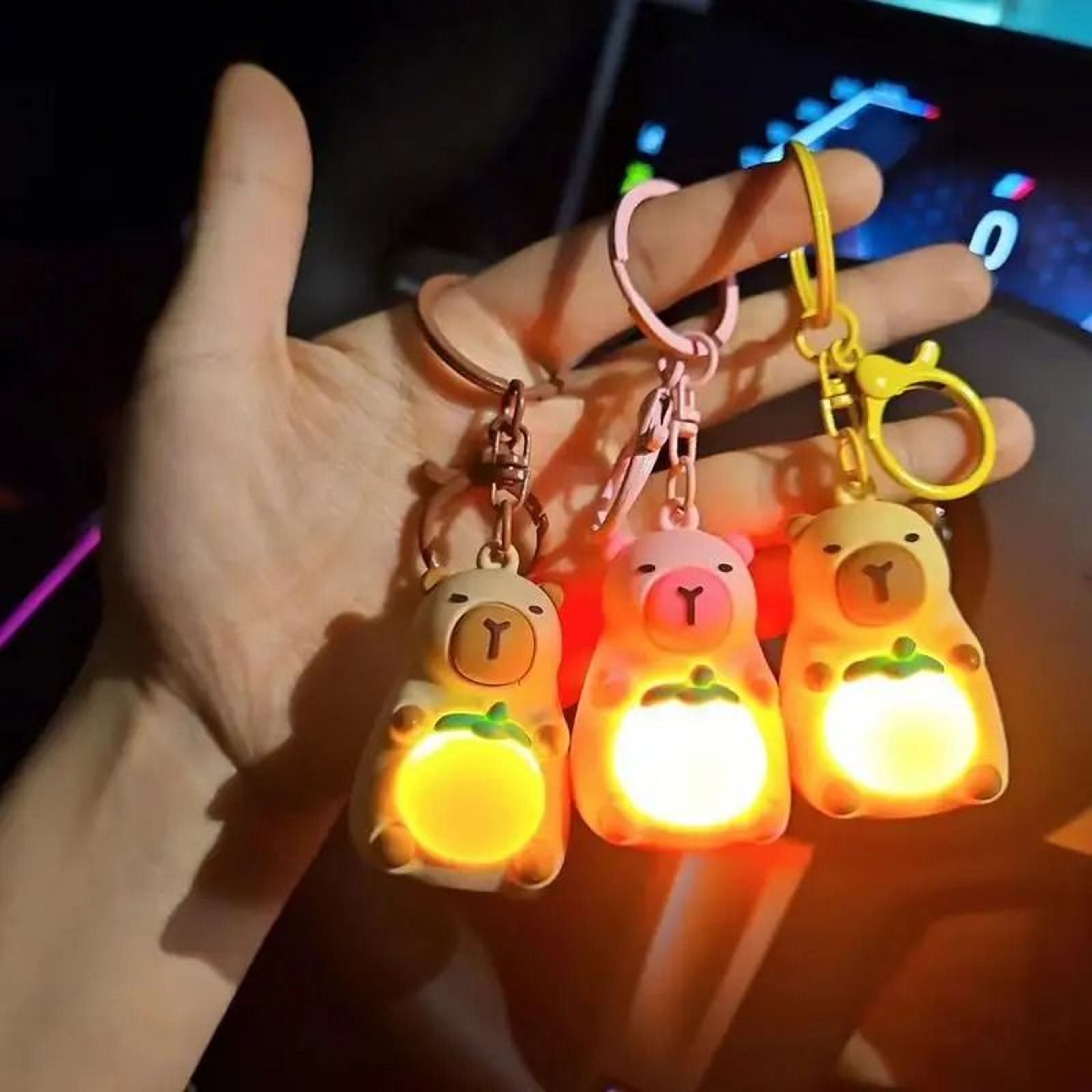 Cute Luminous Capybara Keychain With Light 0