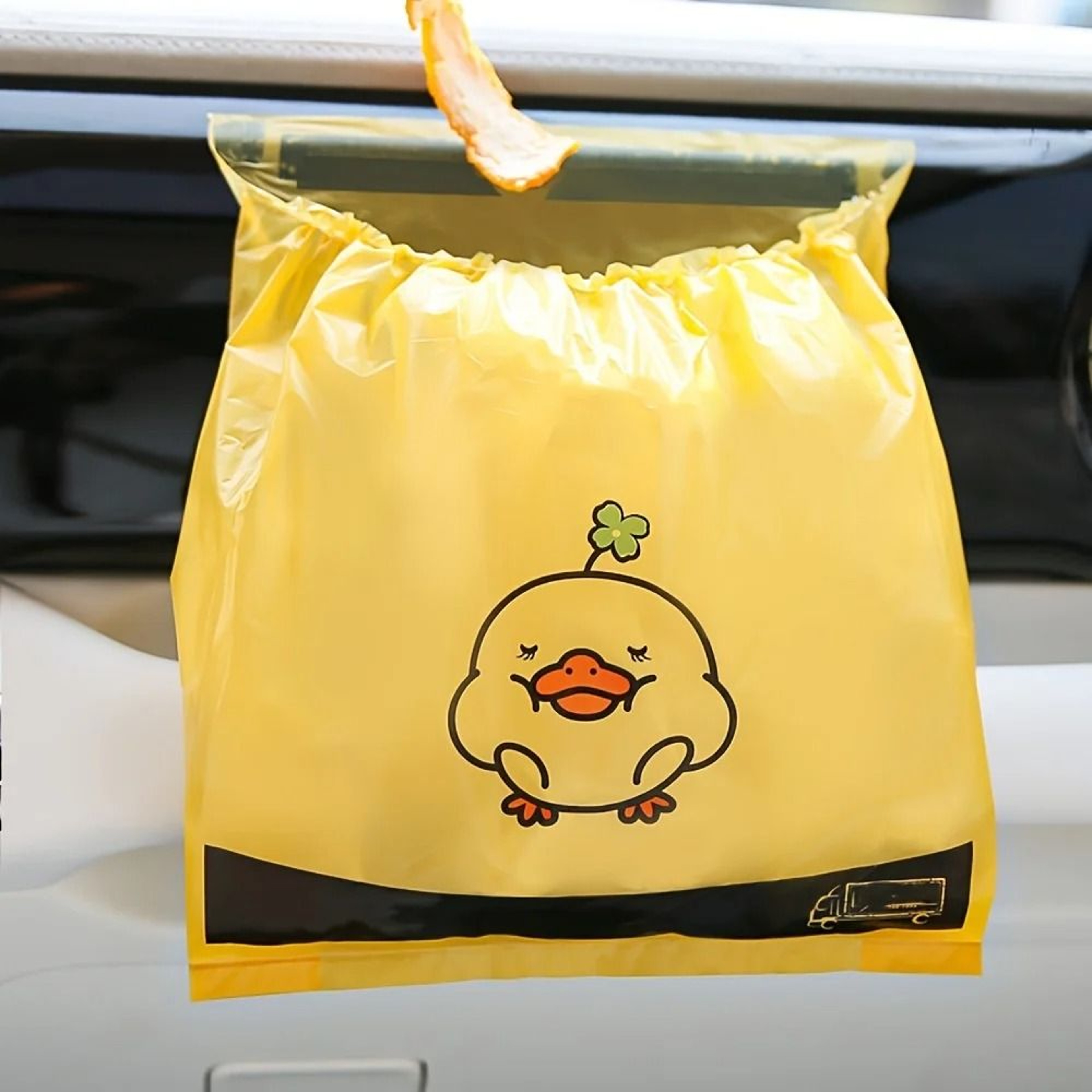 Fifteen Piece Adhesive Car Trash Bag Kit For Interior Hanging 1