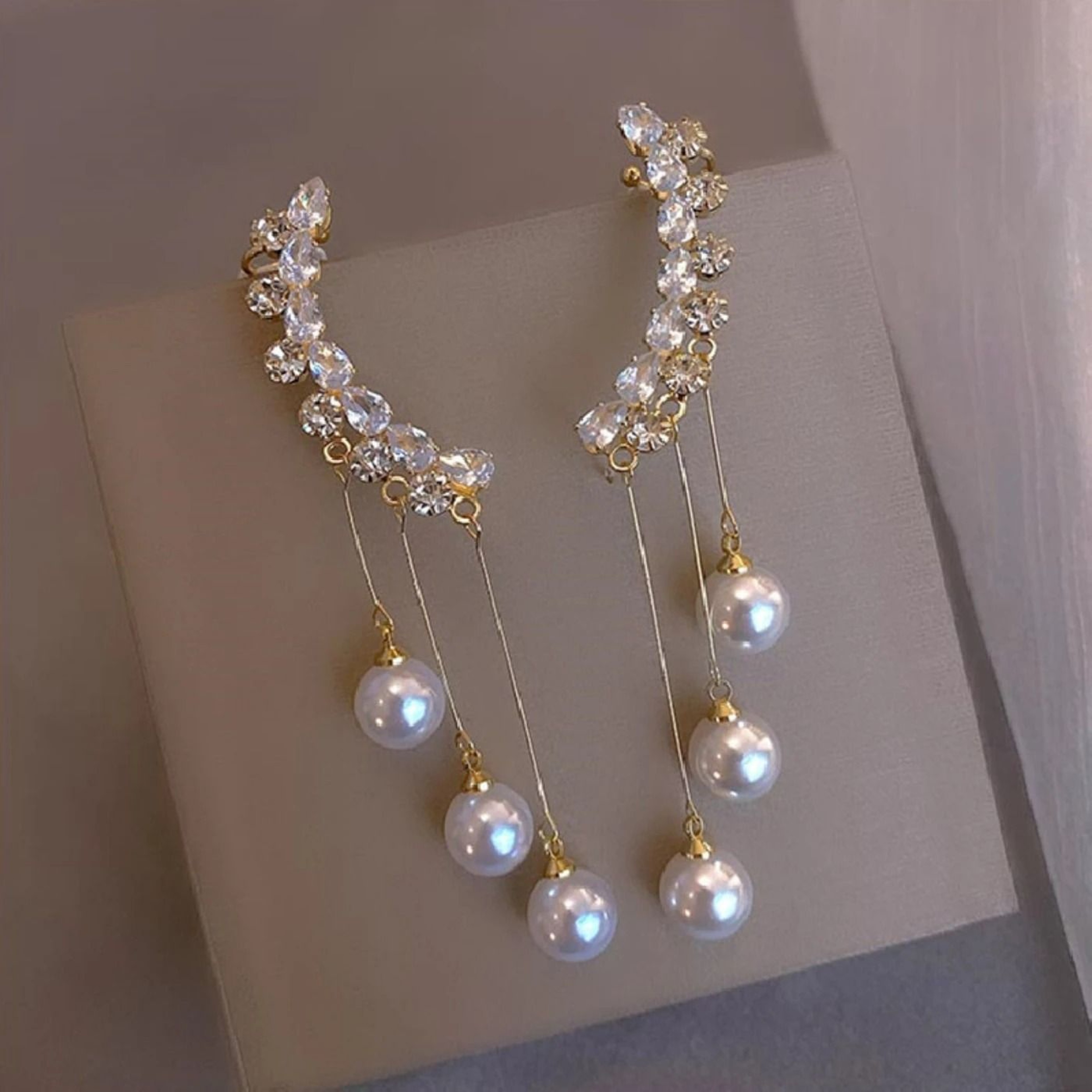 Elegant Pearl Crystal Tassel Earrings 8