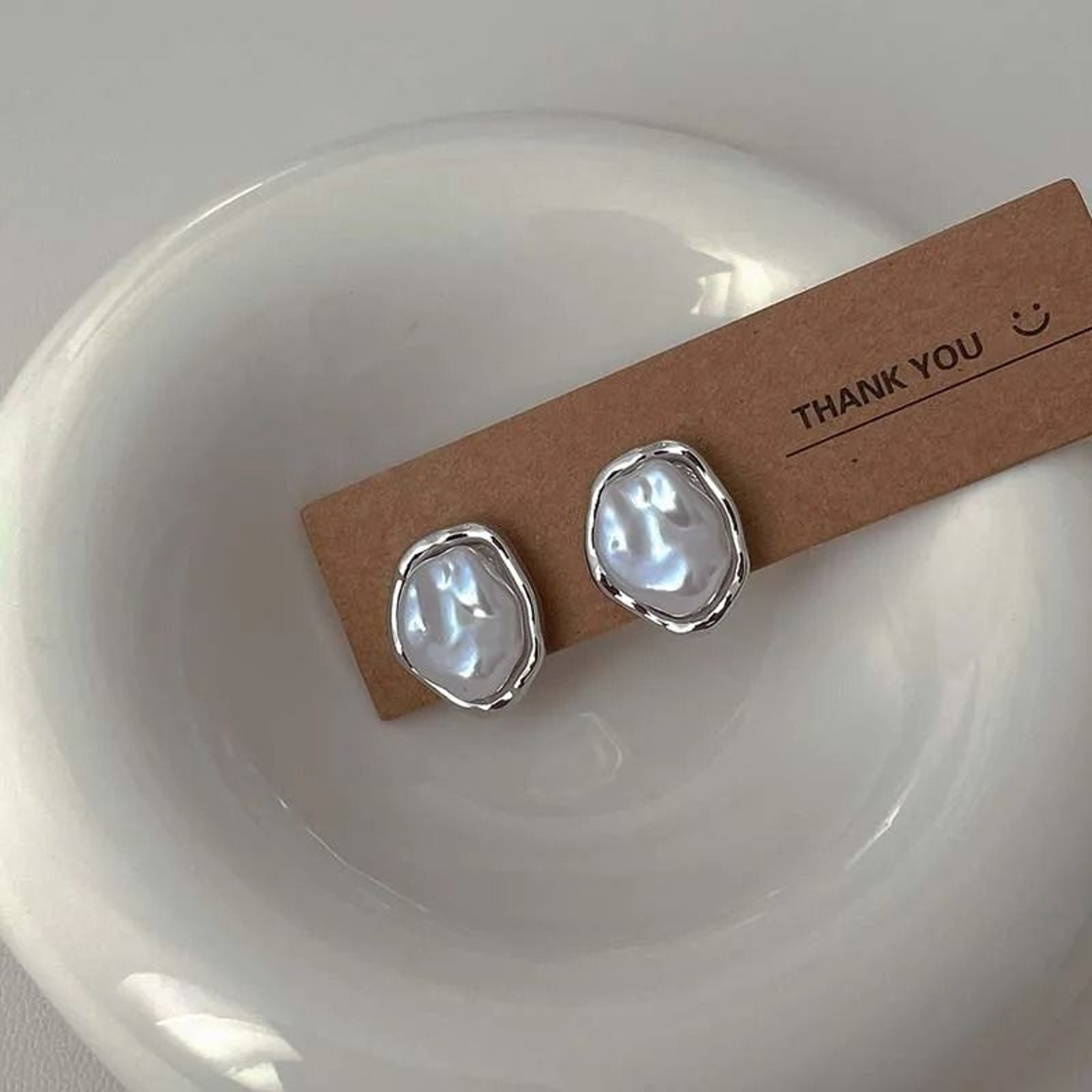 Modern Metal Pearl Stud Earrings 7