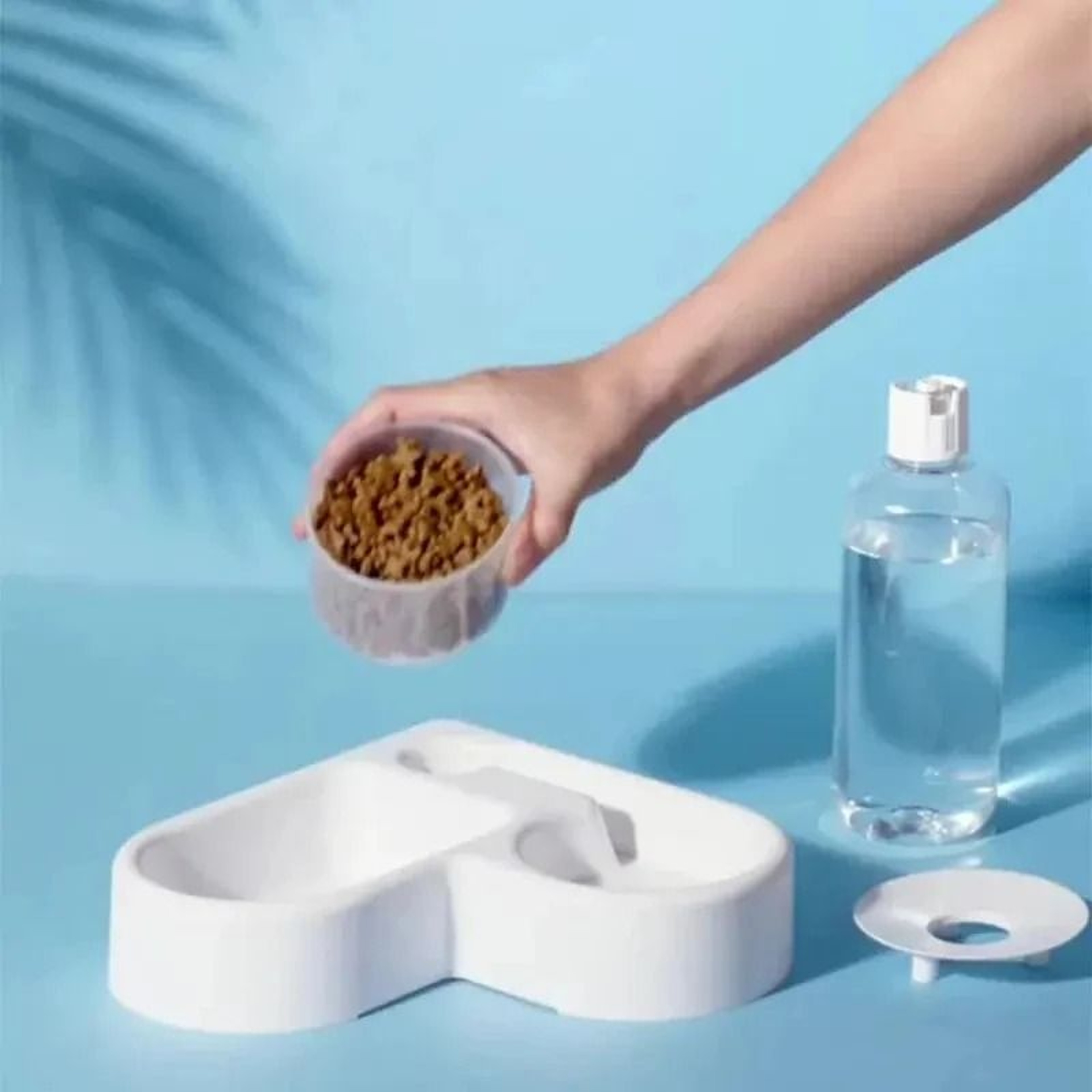 Automatic Drinking And Feeding Pet Bowl With Moisture Proof Water Dispenser 1